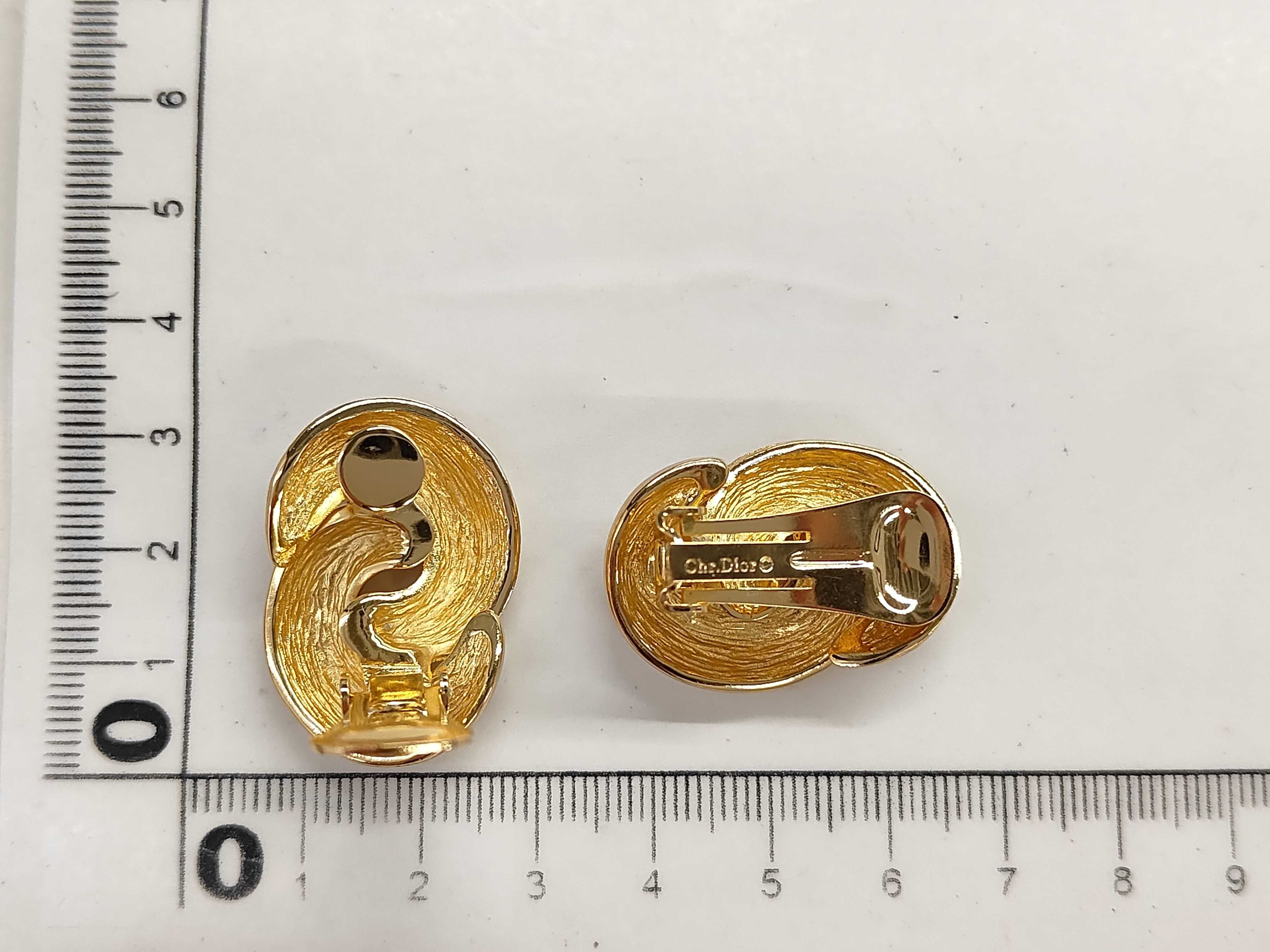 earrings — view 6