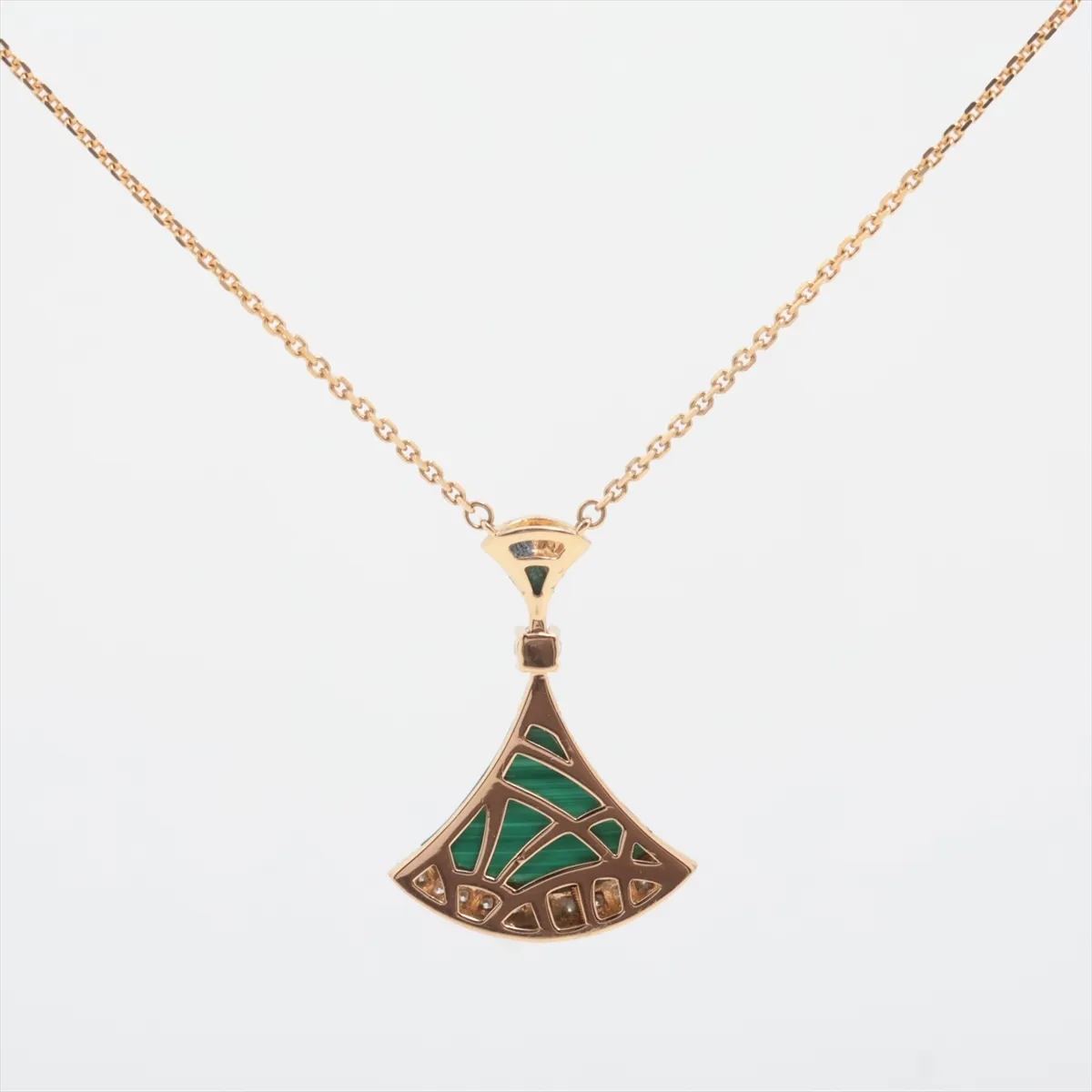 Diva's Dream Malachite Diamond Necklace 750 (YG) 7.5g S7K6M2 Malachite chip, — view 2