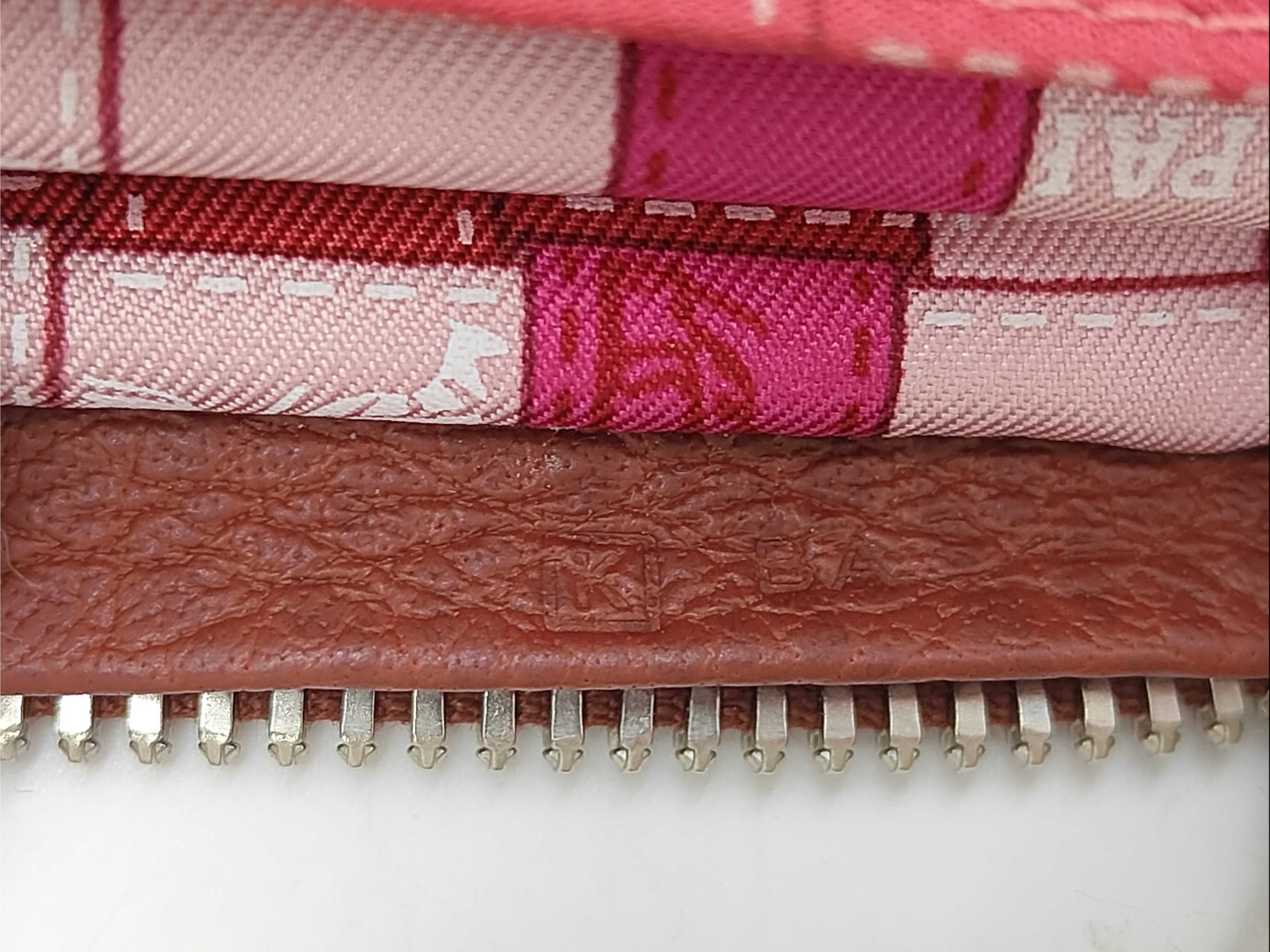 Silky Pop Tote Bag ( K stamp) Handbag — view 14