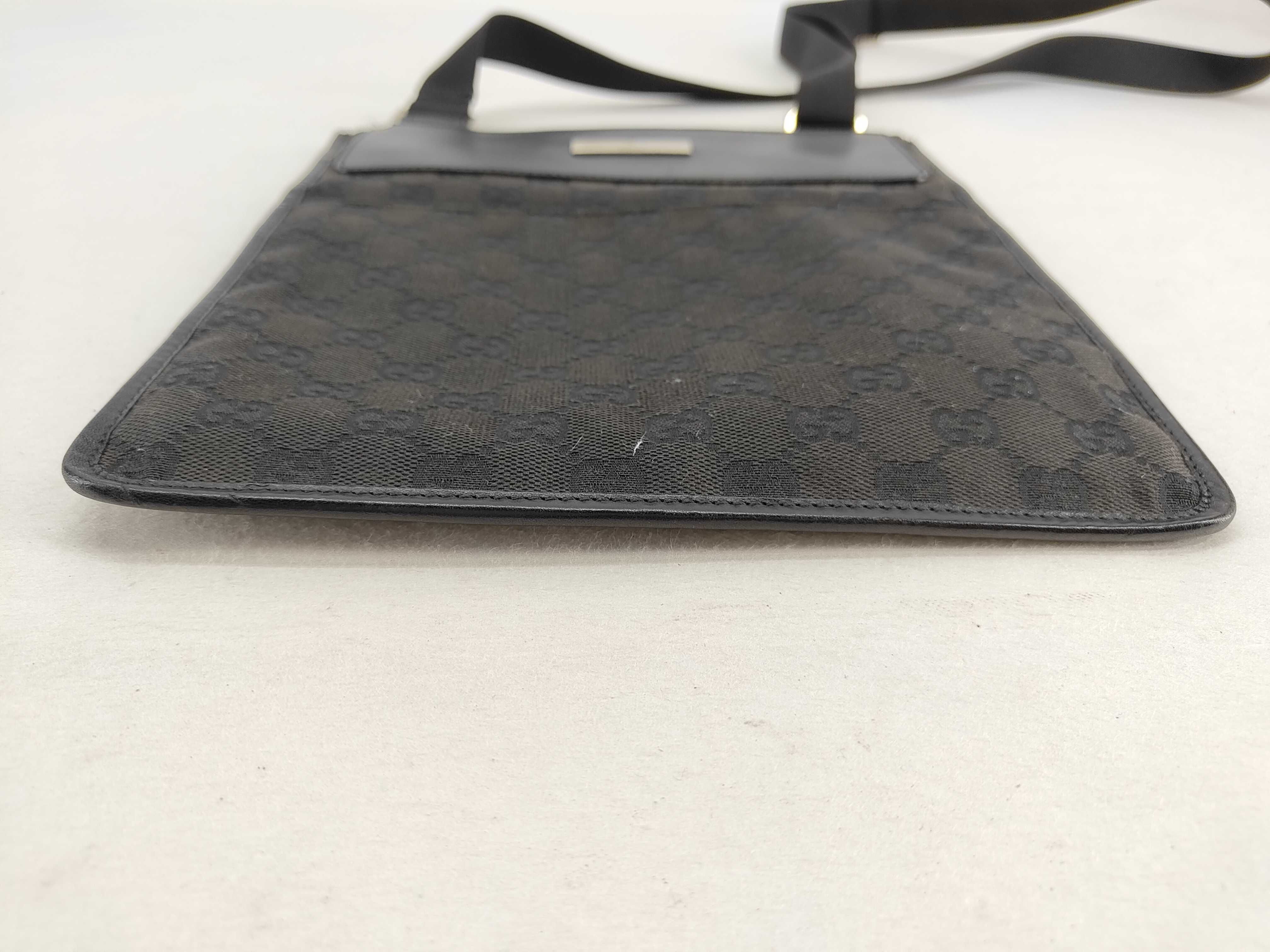 GG Canvas Shoulder Bag (27639) — view 7