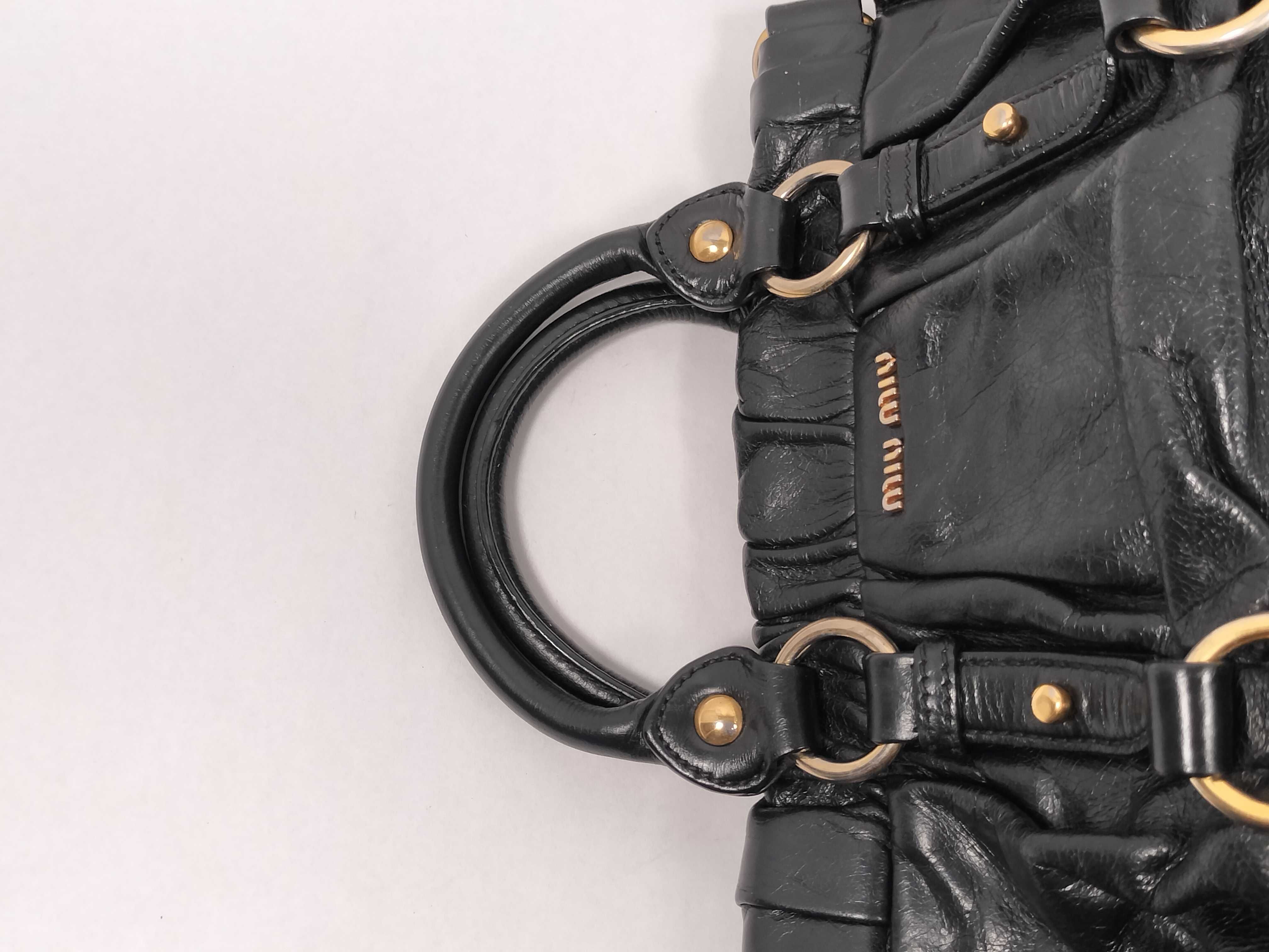 handbag — view 3