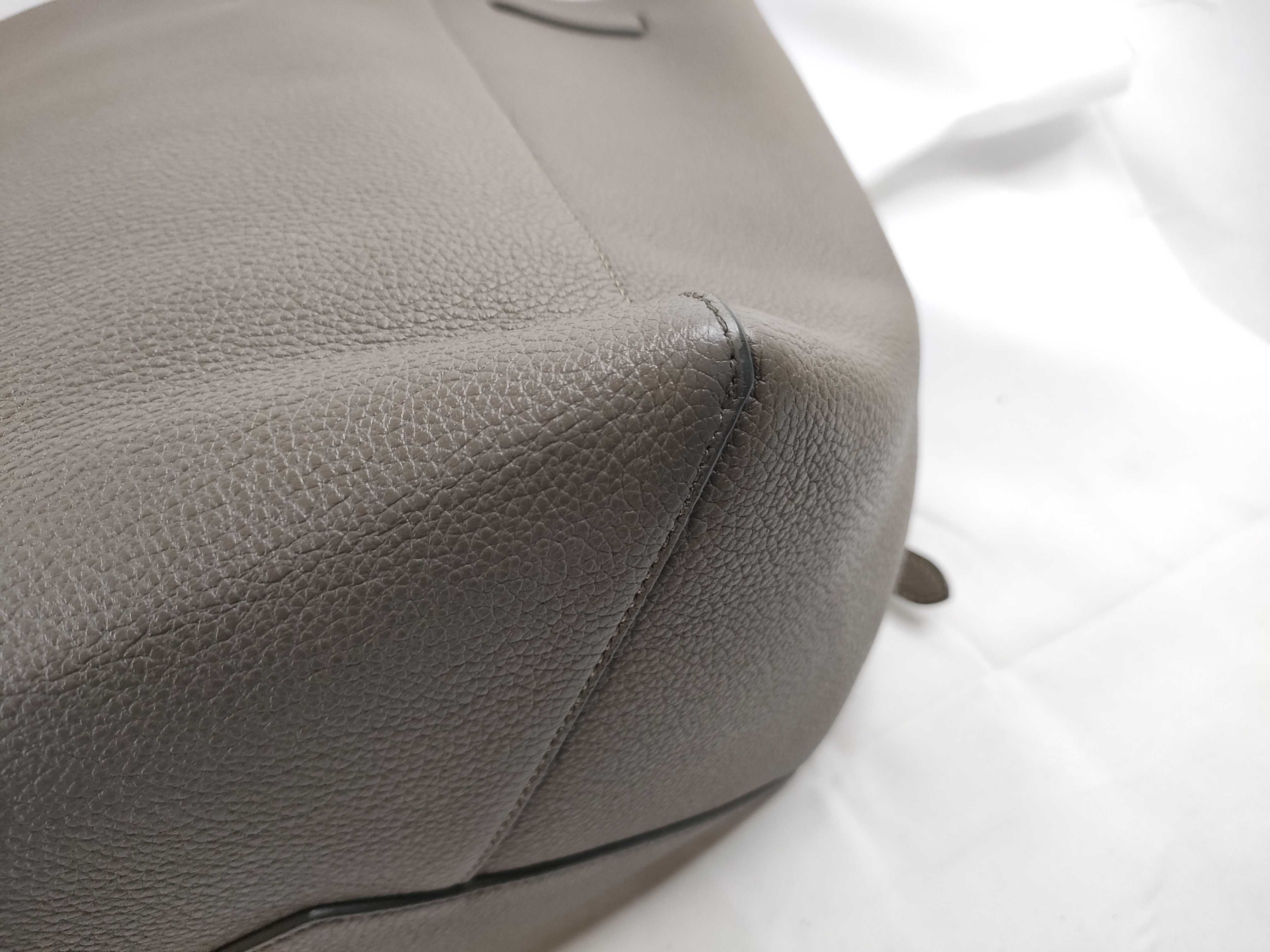 (Celine) Tote Bag Cabas Phantom Small with Belt Tote Bag — view 5