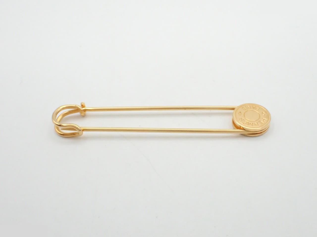 Sellier brooch — view 2