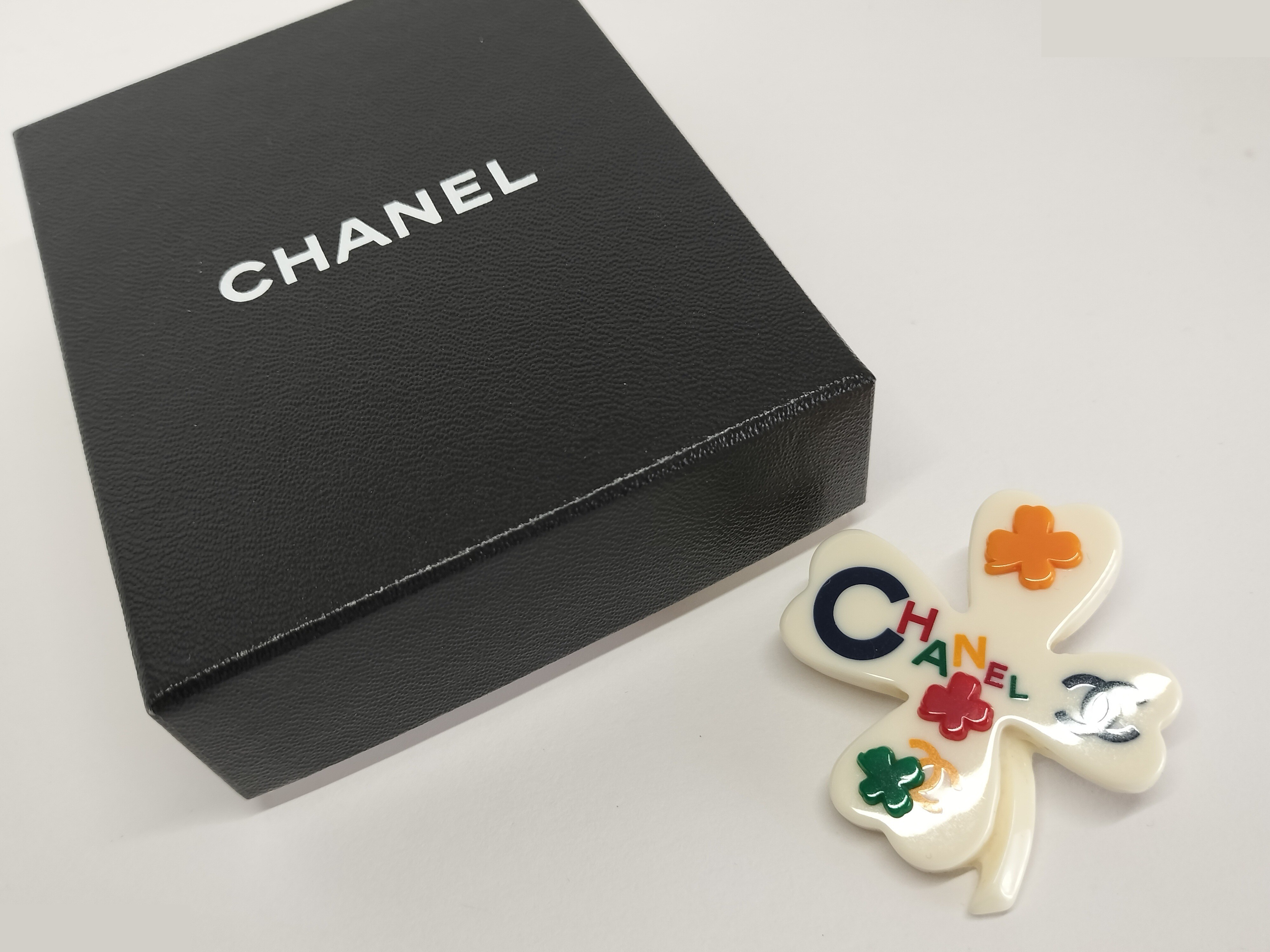 Coco Clover Brooch — view 2