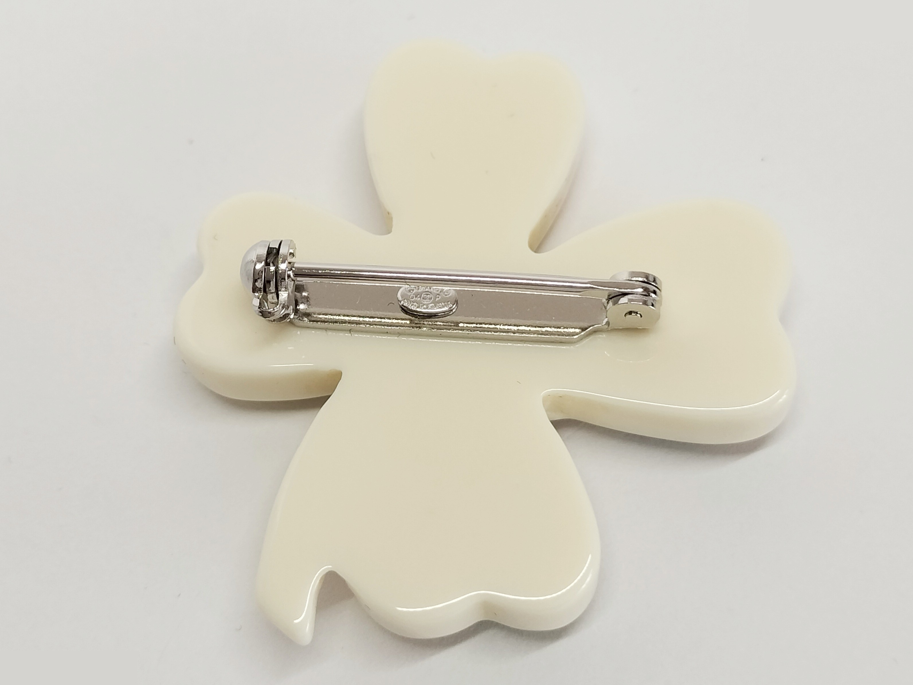 Coco Clover Brooch — view 4