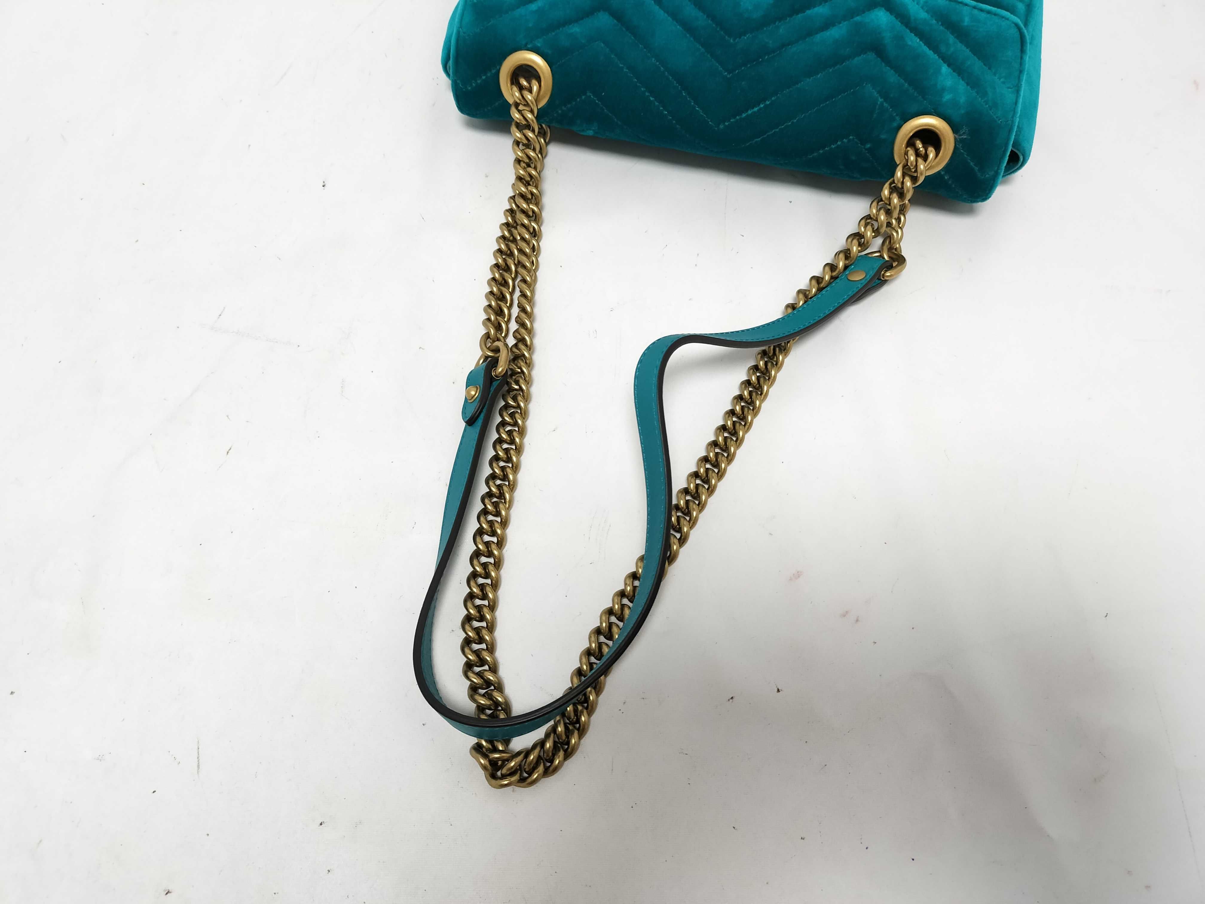 GG Marmont Velour Shoulder Bag — view 3