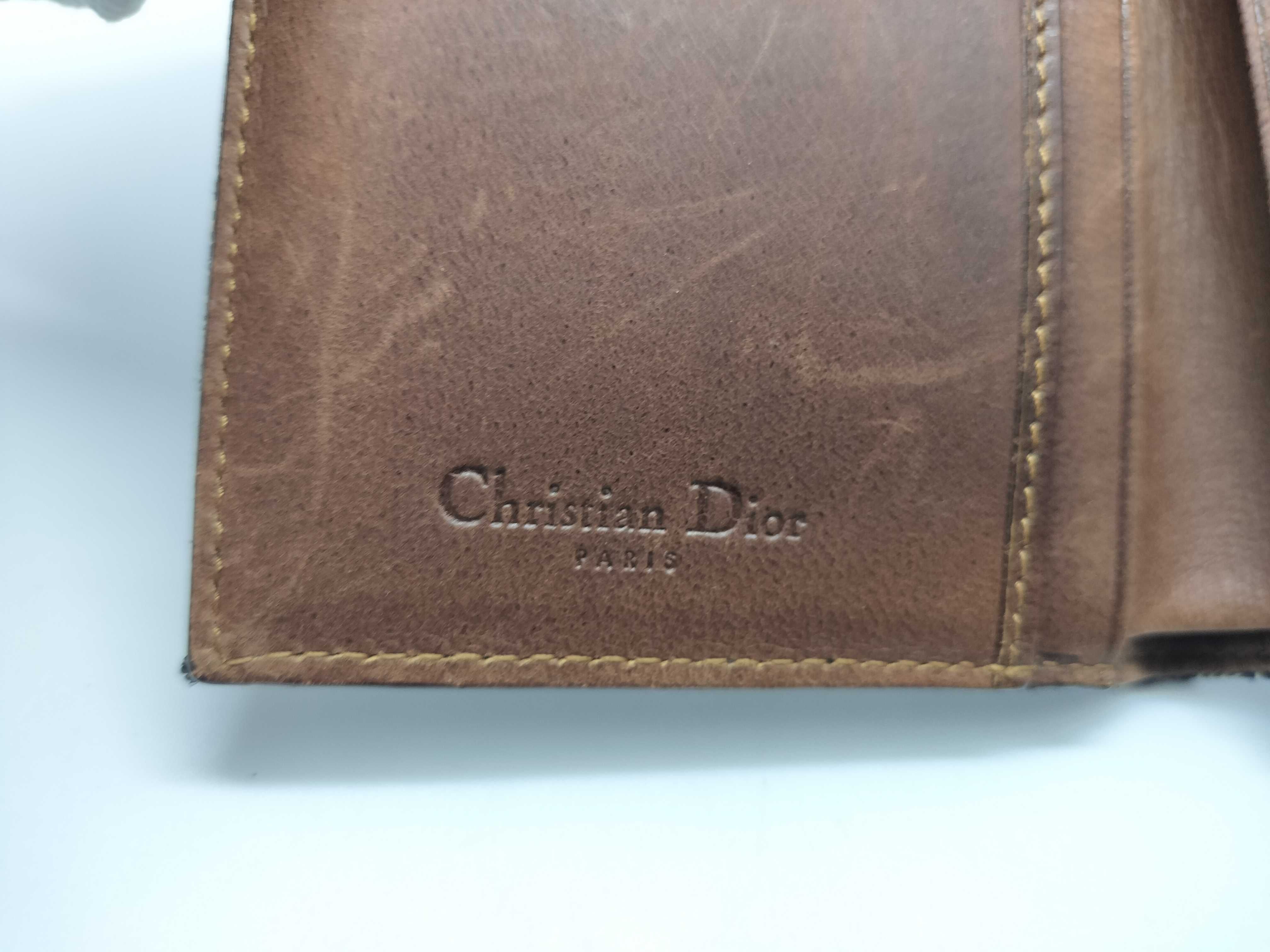 Trotter Long Wallet Trotter Leather Wallet — view 11