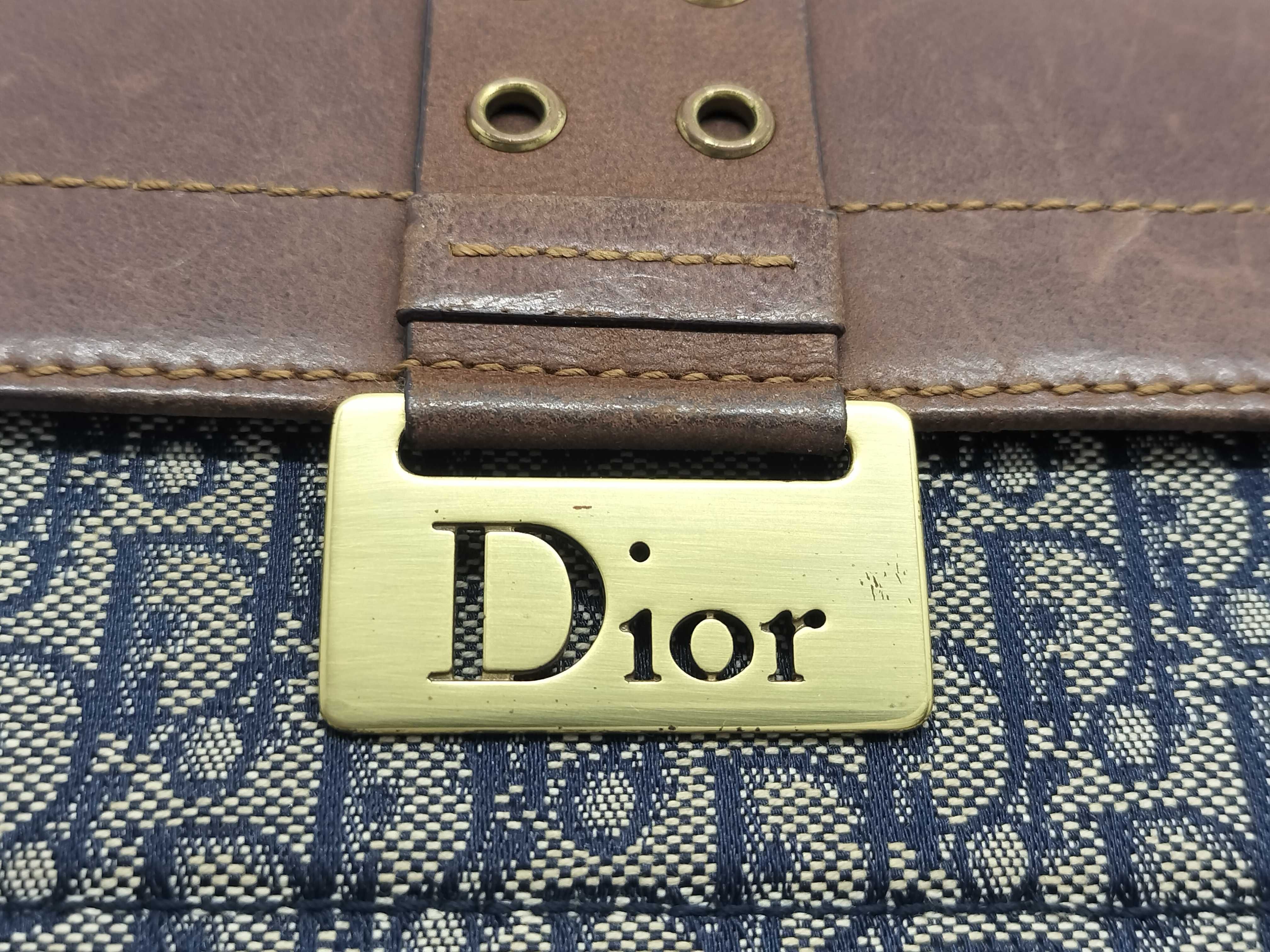 Trotter Long Wallet Trotter Leather Wallet — view 13
