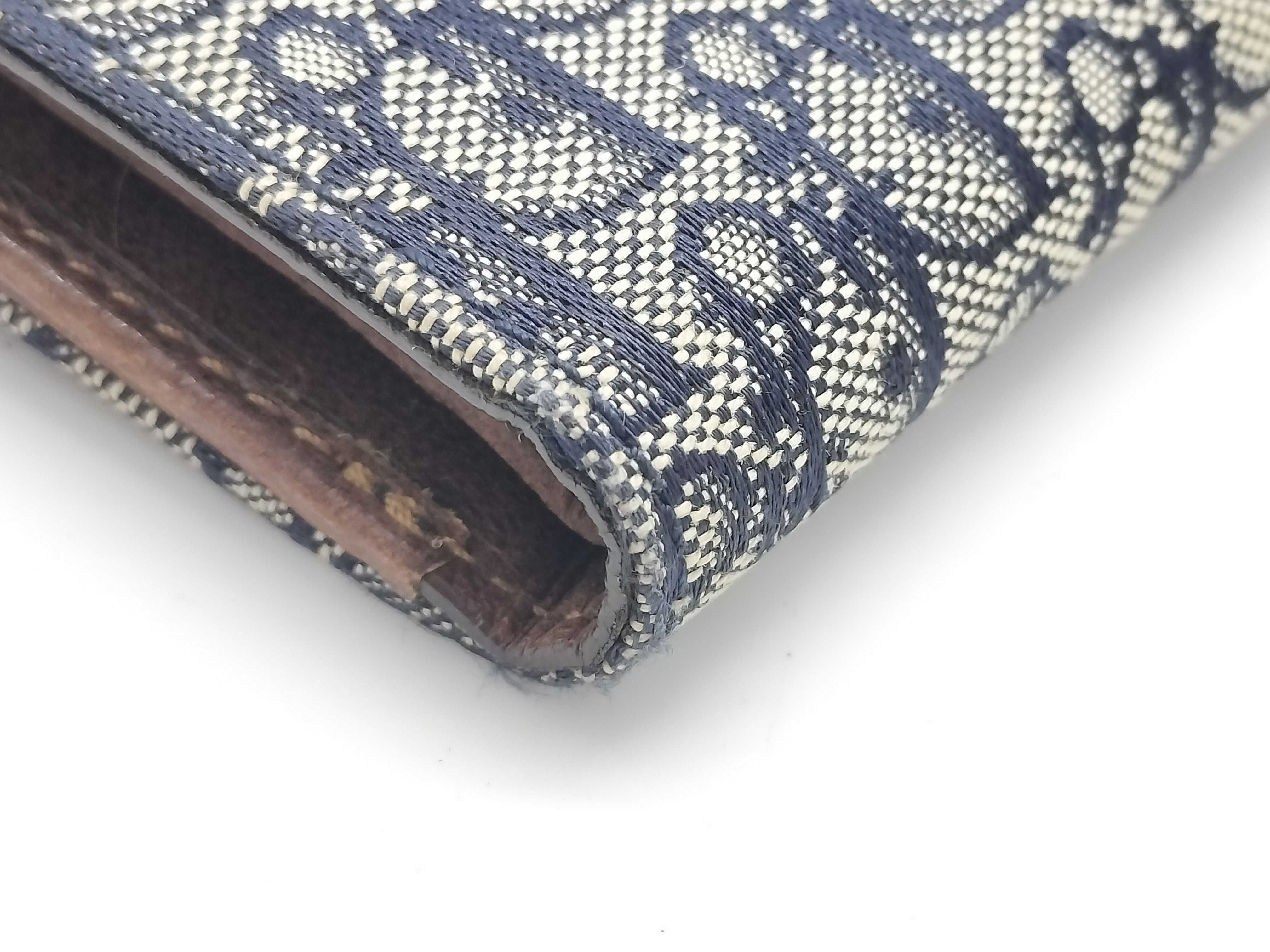 Trotter Long Wallet Trotter Leather Wallet — view 3