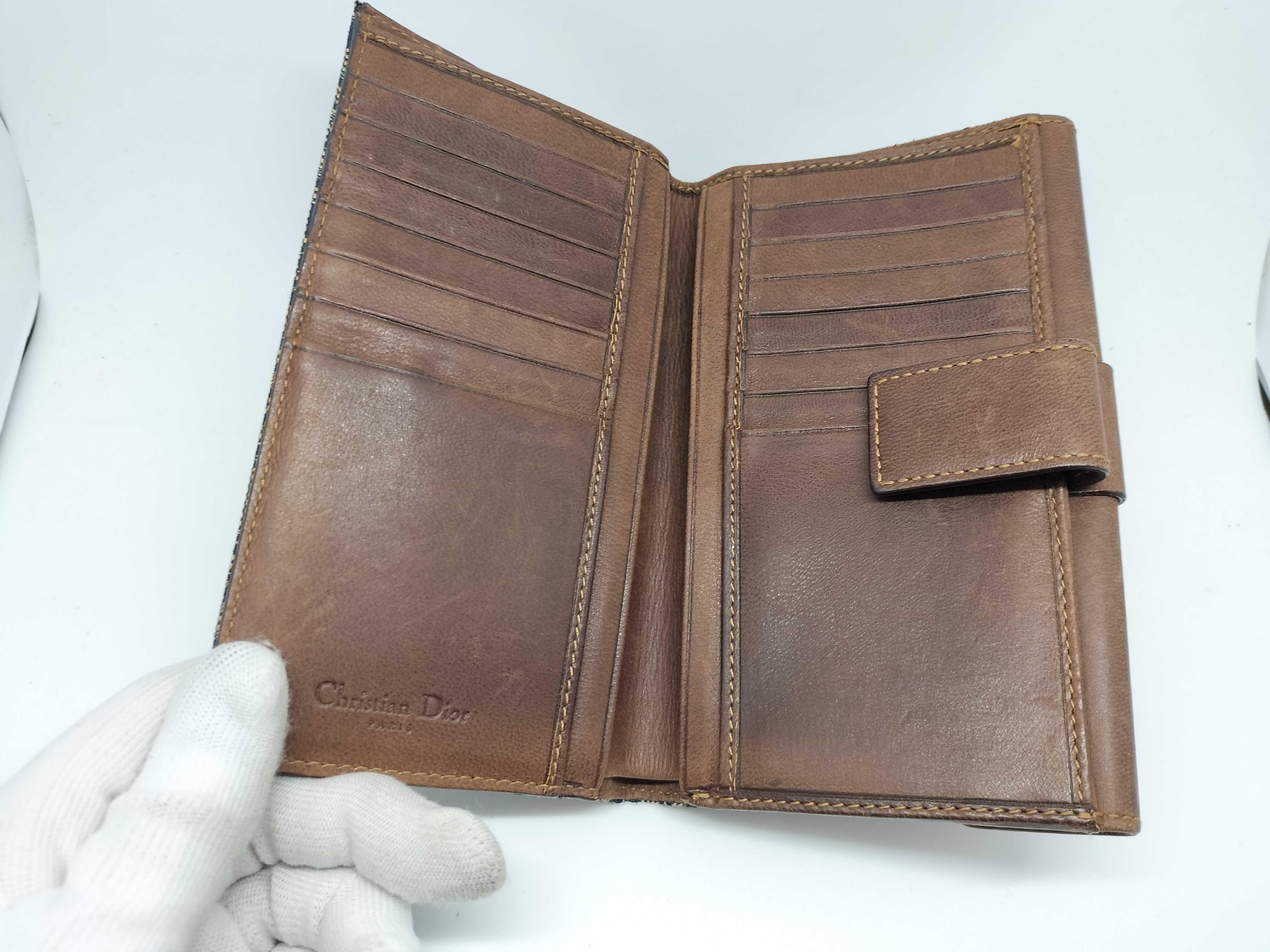 Trotter Long Wallet Trotter Leather Wallet — view 7