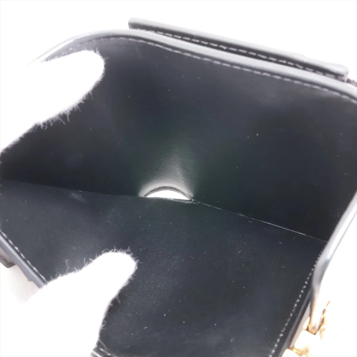 Triomphe Leather Compact Wallet Black — view 6