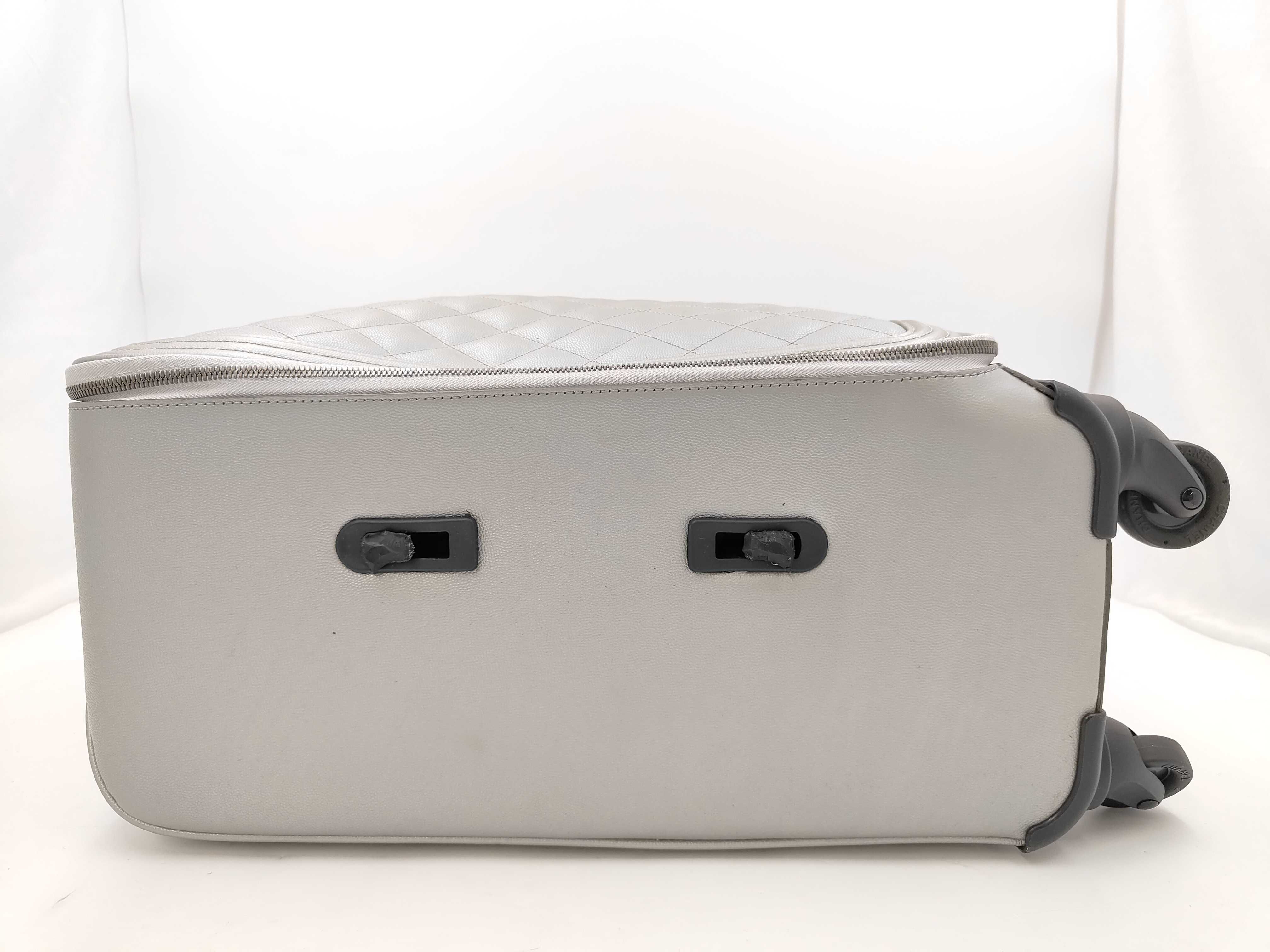 Carry-on Case with Accessories — view 4