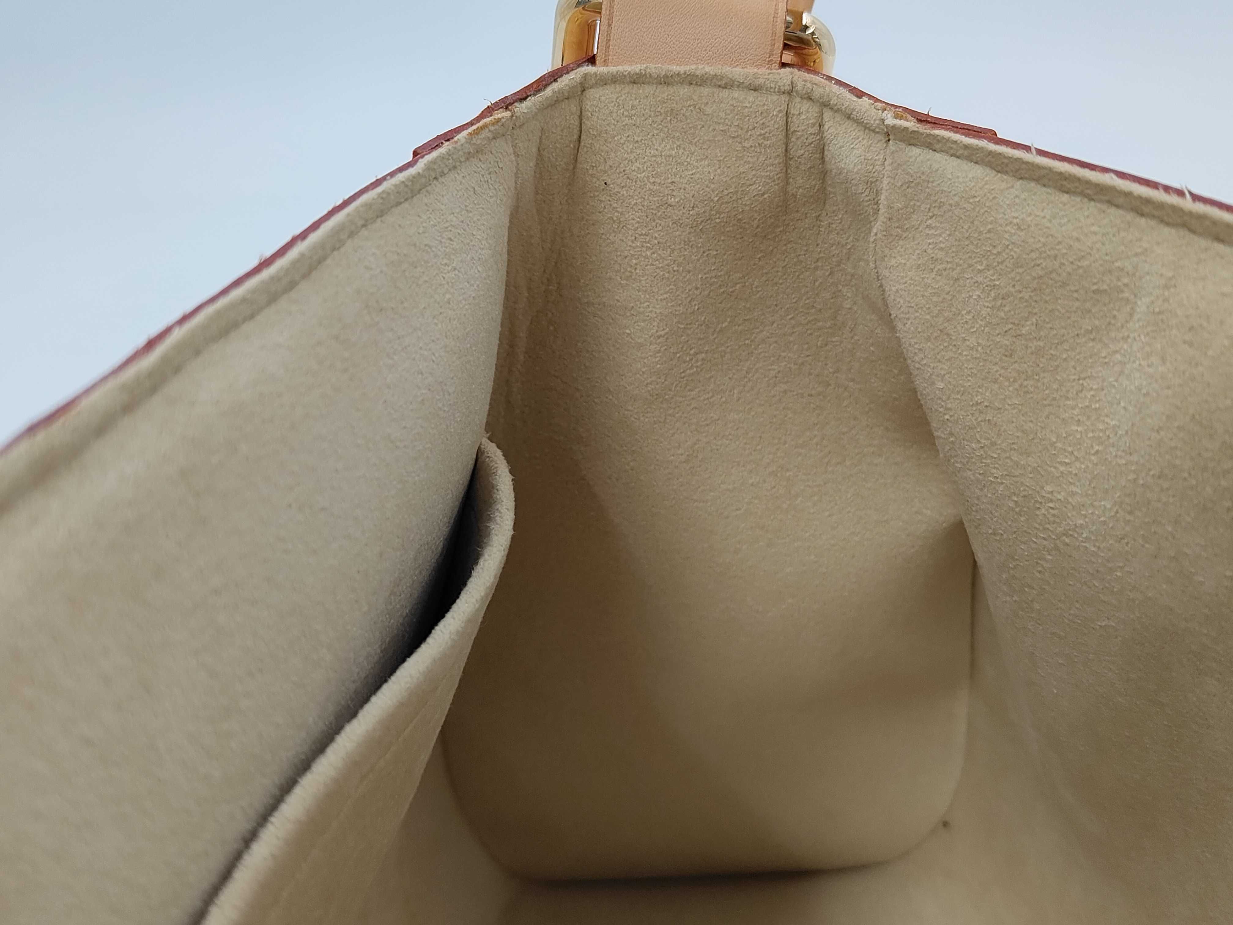 Monogram Beverly MM — view 11