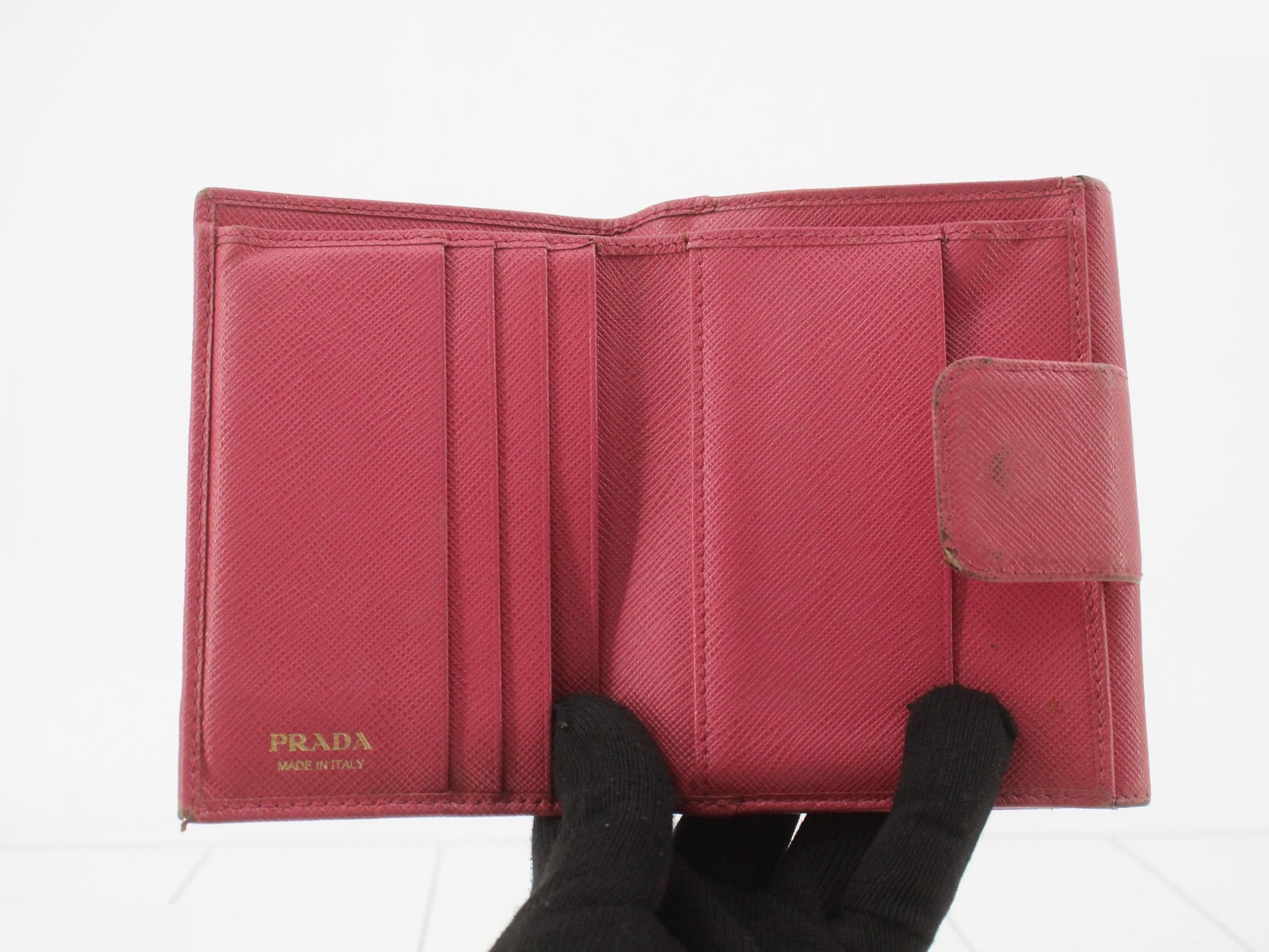 wallet — view 4