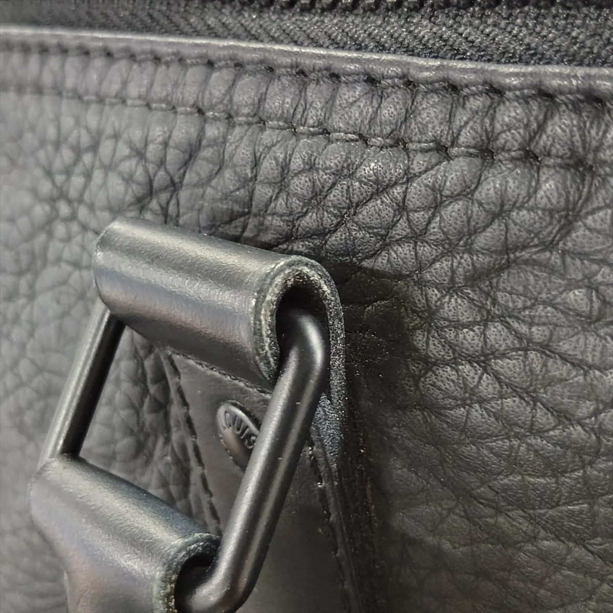Taurillon Monogram Keepall Bandoulière 35 M22765 Black with initials, RFID detected. — view 15