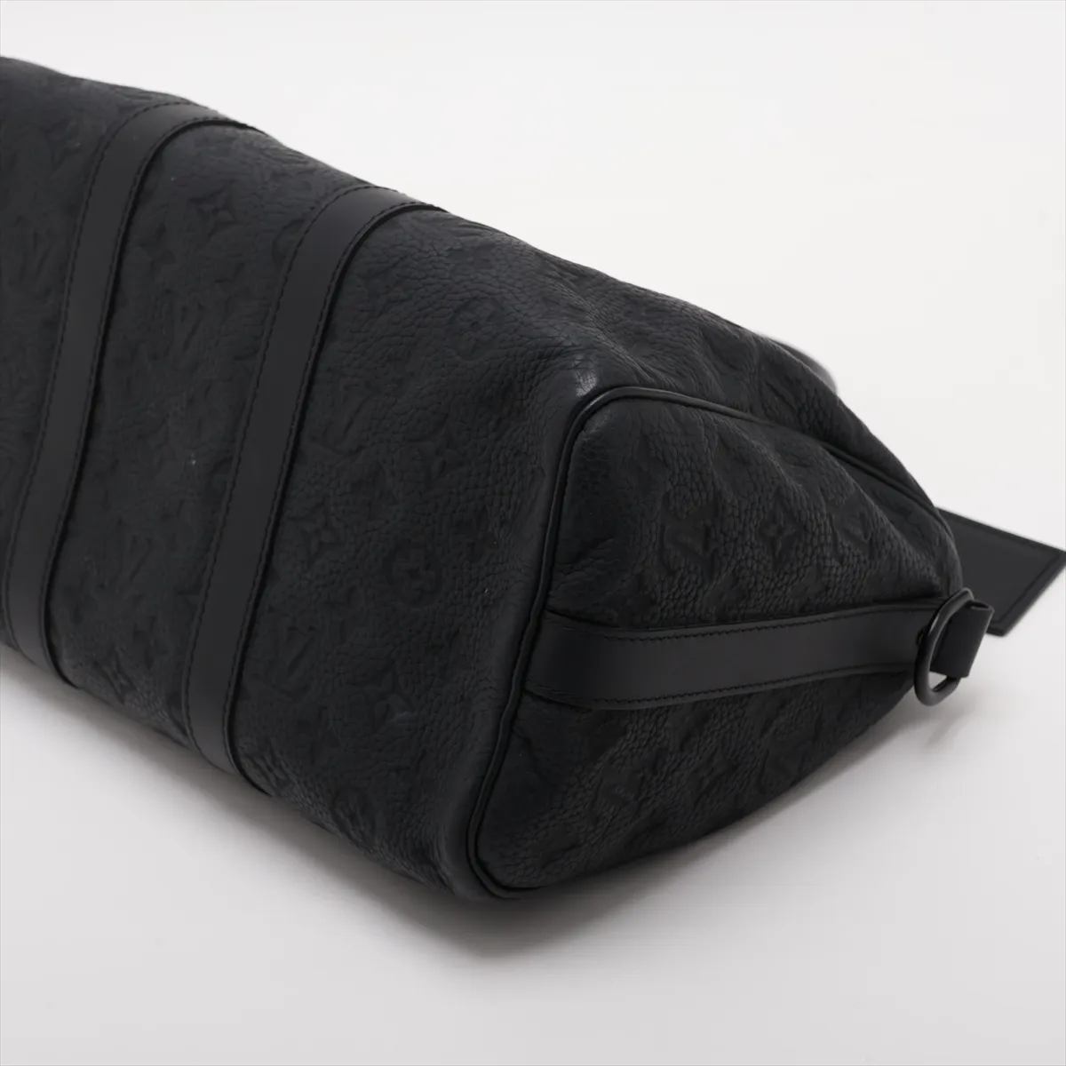 Taurillon Monogram Keepall Bandoulière 35 M22765 Black with initials, RFID detected. — view 3
