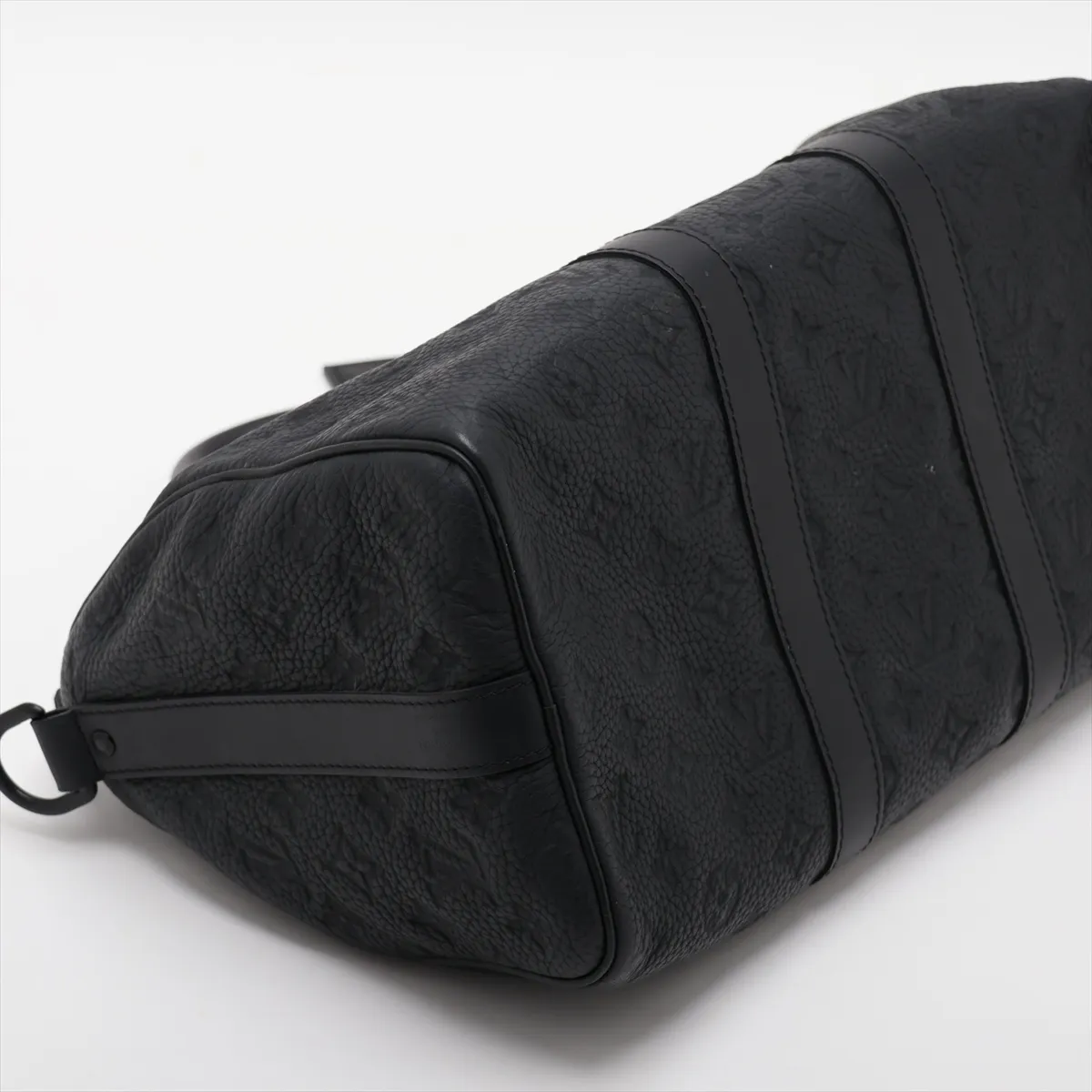 Taurillon Monogram Keepall Bandoulière 35 M22765 Black with initials, RFID detected. — view 4