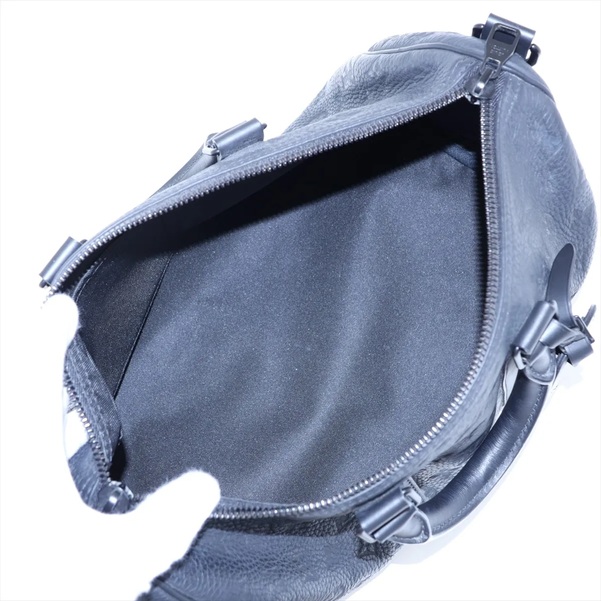 Taurillon Monogram Keepall Bandoulière 35 M22765 Black with initials, RFID detected. — view 8