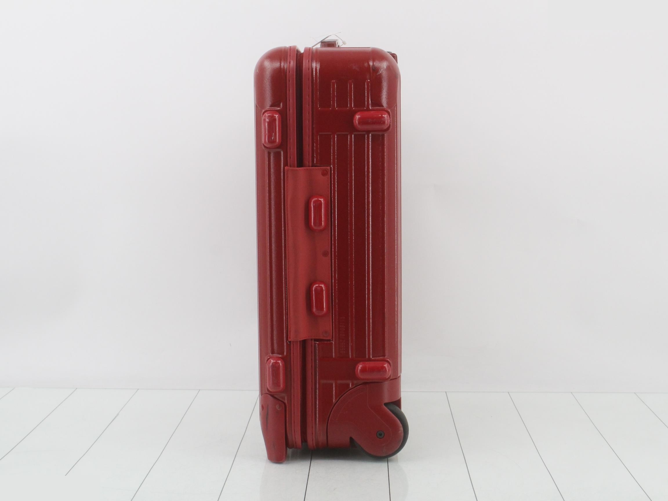 suitcase, red — view 3