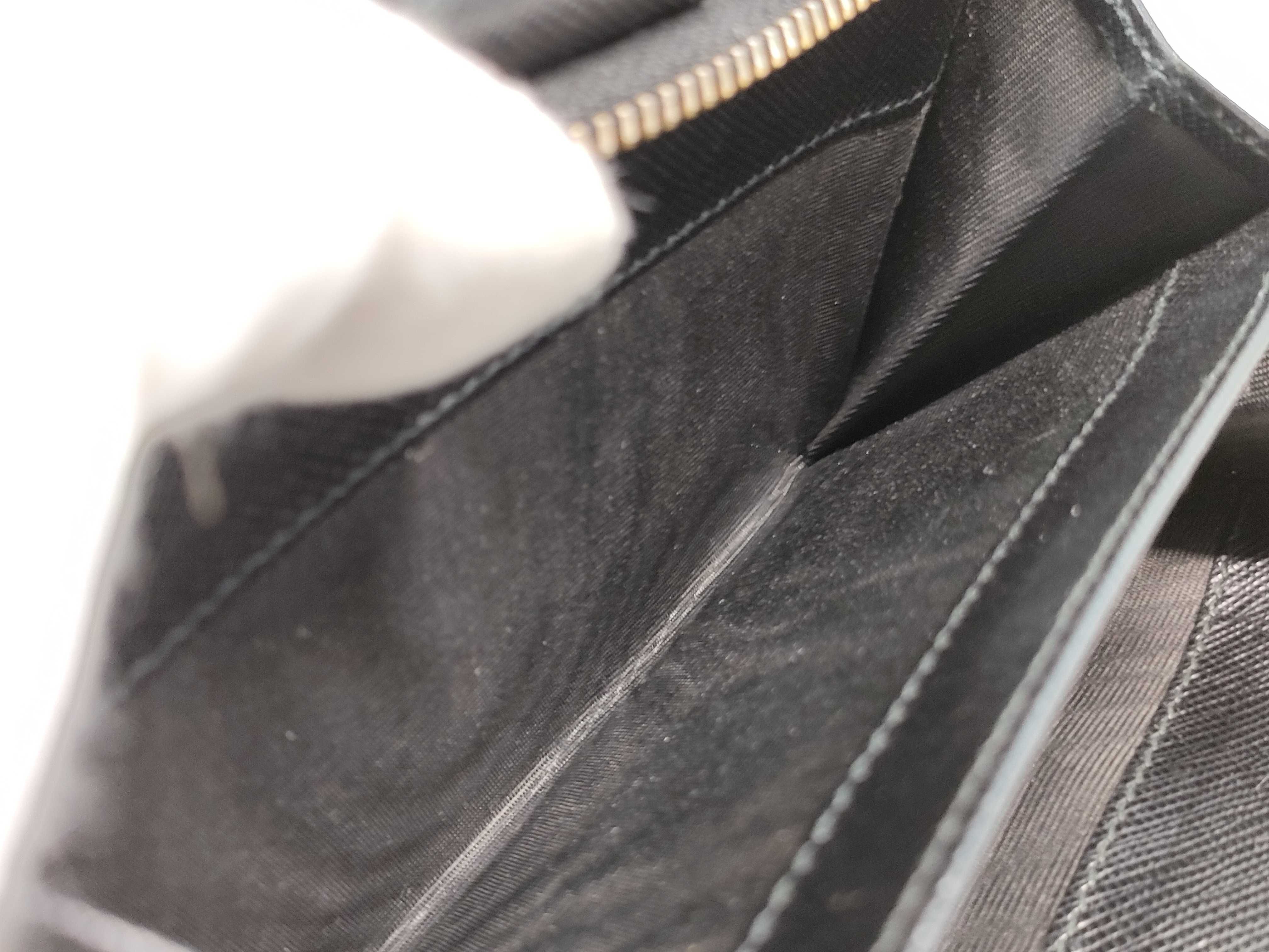 Vitello Move Gold Zip Medium Wallet Black 1M1225 Wallet — view 9
