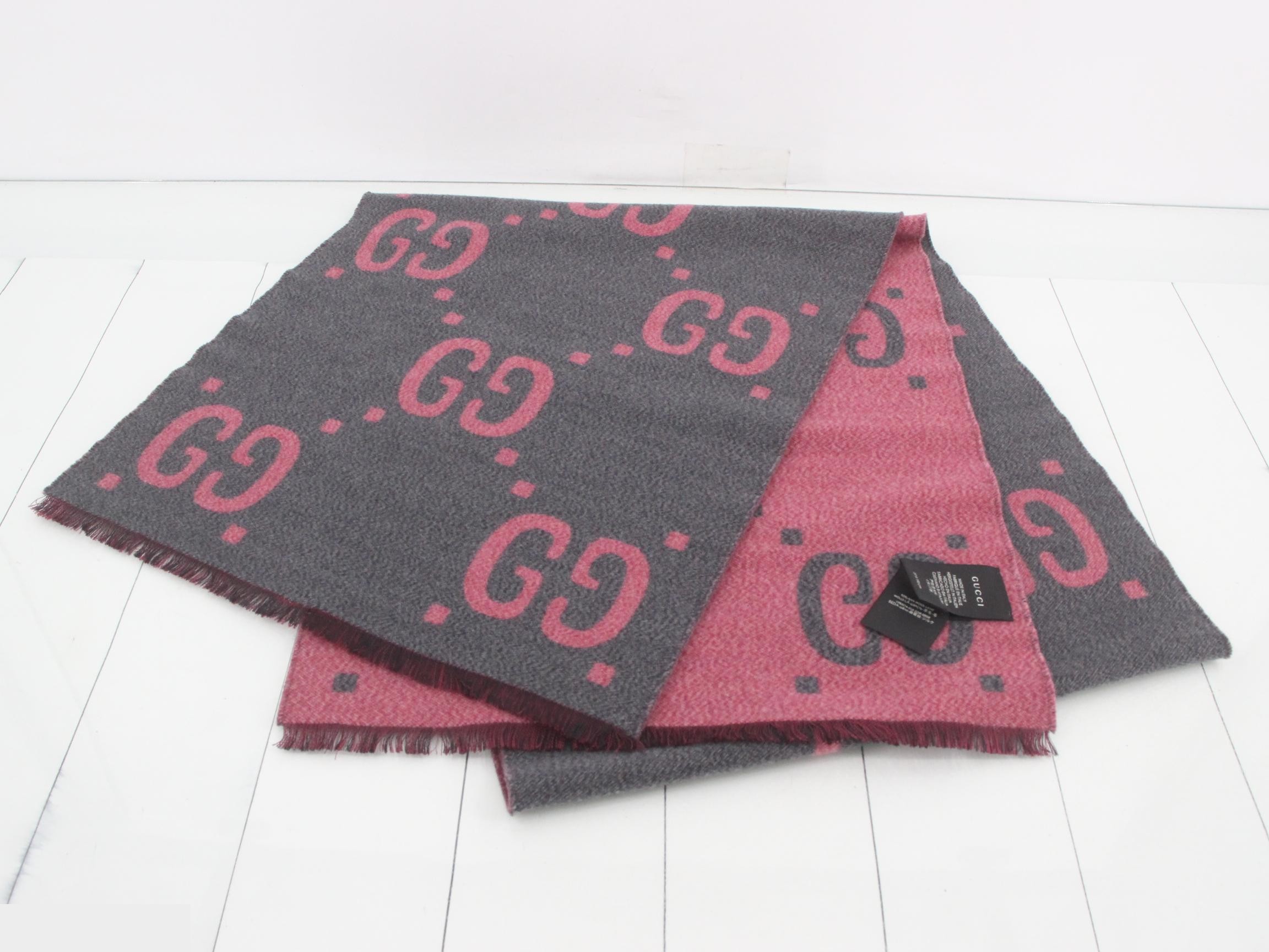 GG Stole with Tag — view 2