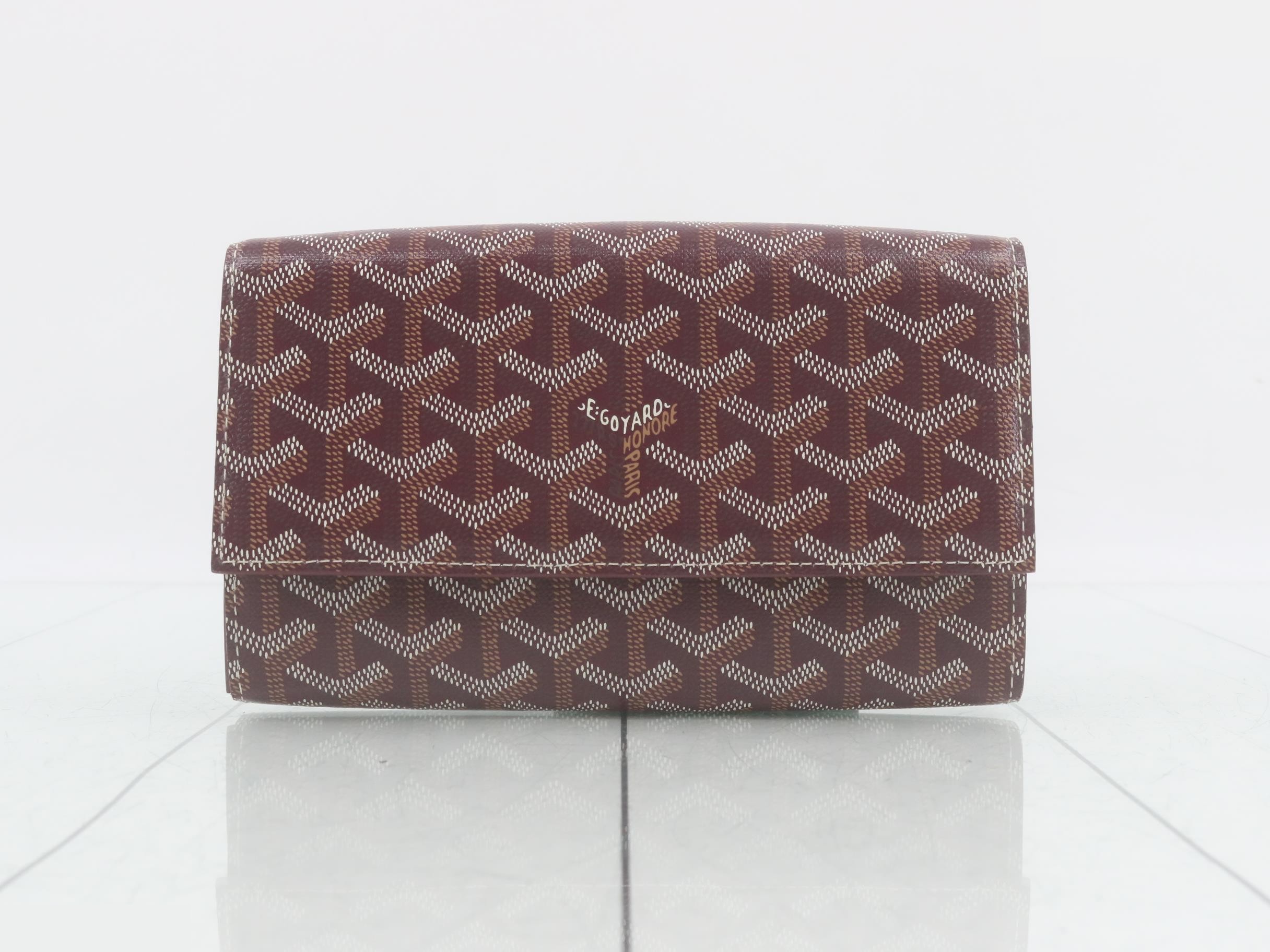 Varenne pouch wallet unused storage item