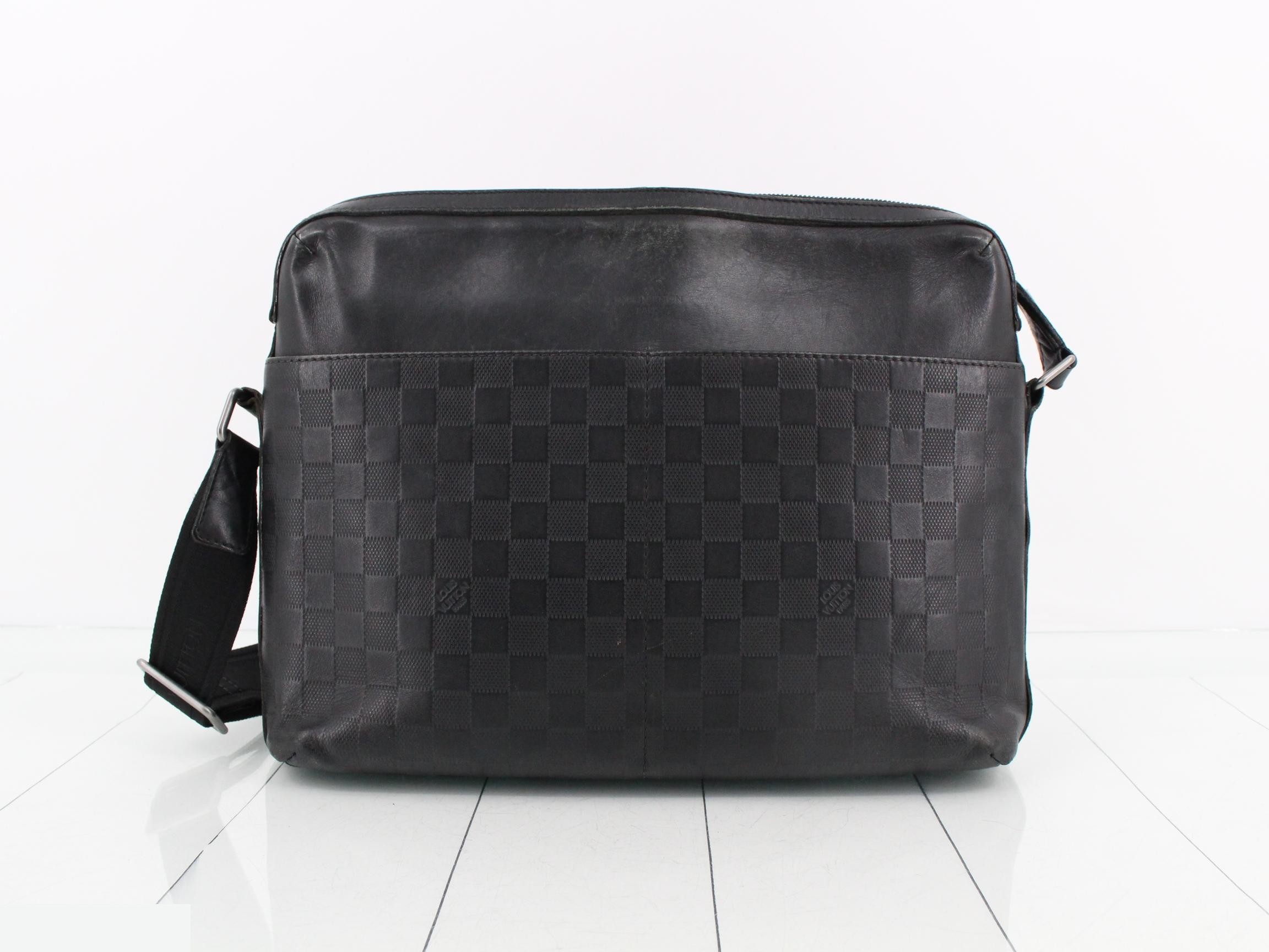 Damier Amphicalypso MM Shoulder Bag — view 2
