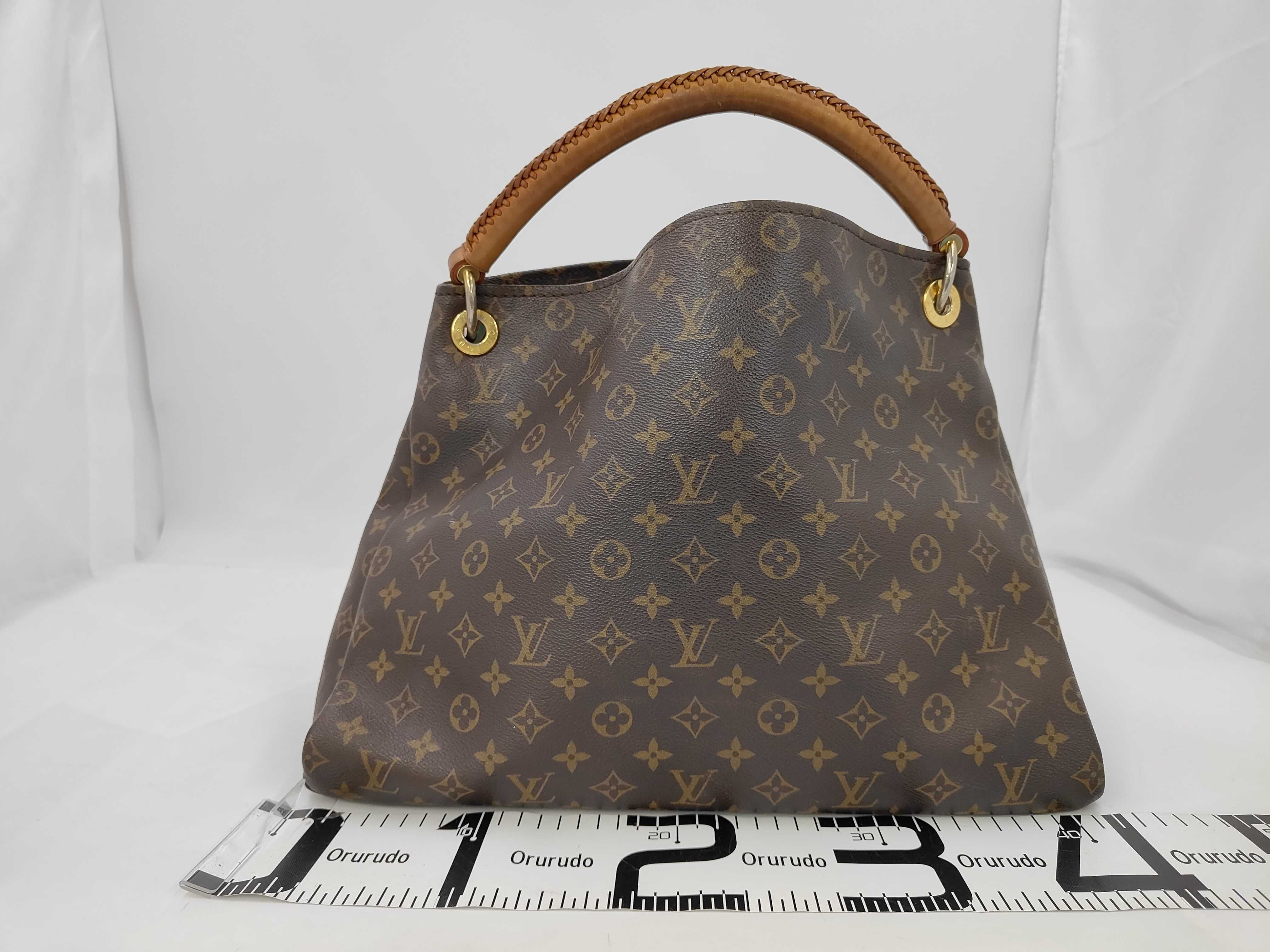 M40249 Monogram Artsy MM Shoulder Bag — view 2
