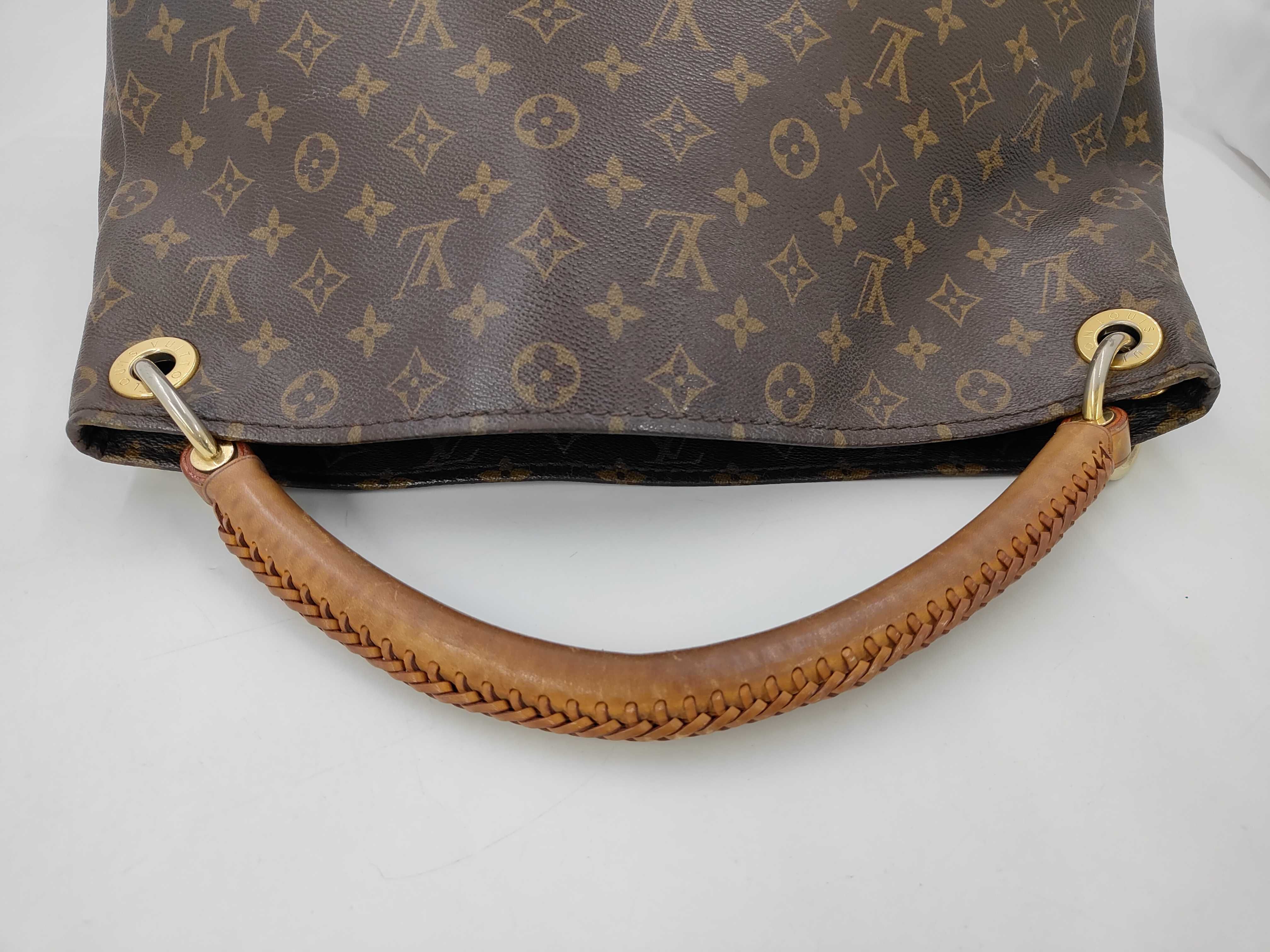 M40249 Monogram Artsy MM Shoulder Bag — view 5