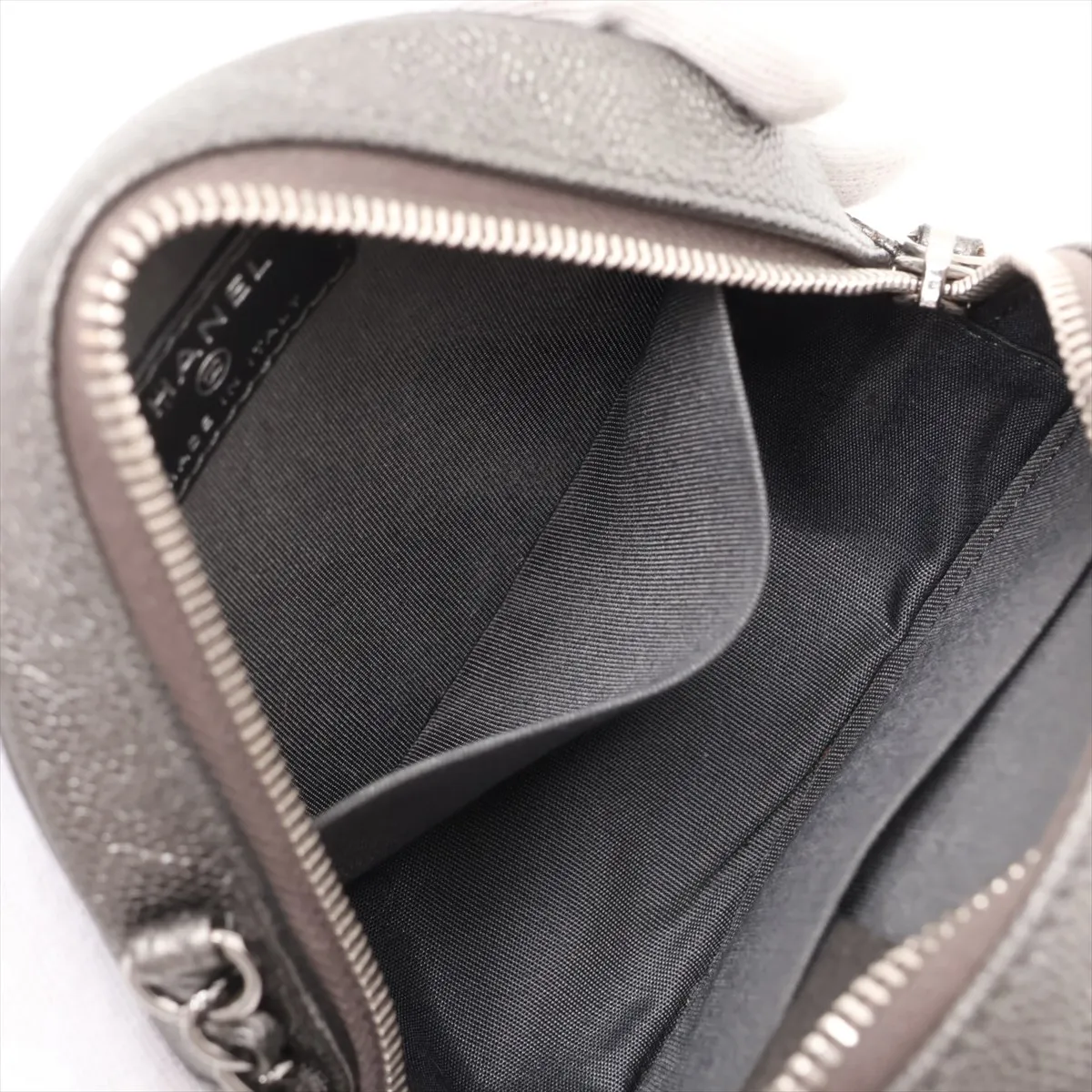 Matelassé Caviar Skin Chain Shoulder Bag, Round, Silver, Silver Hardware, 26518021, Serial Number 26 — view 7
