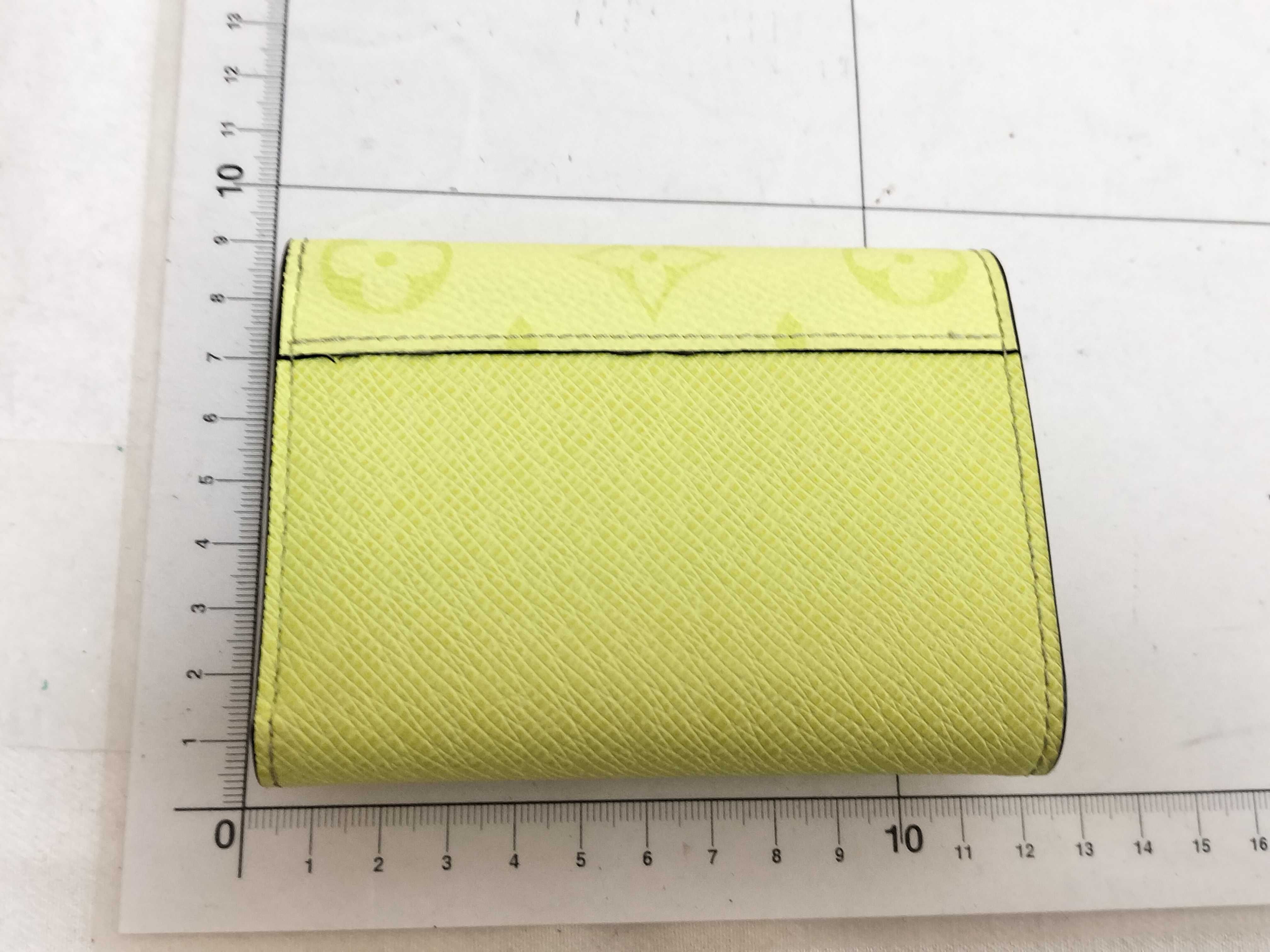 Taigarama Victor Wallet Tri-fold Wallet Yellow — view 2