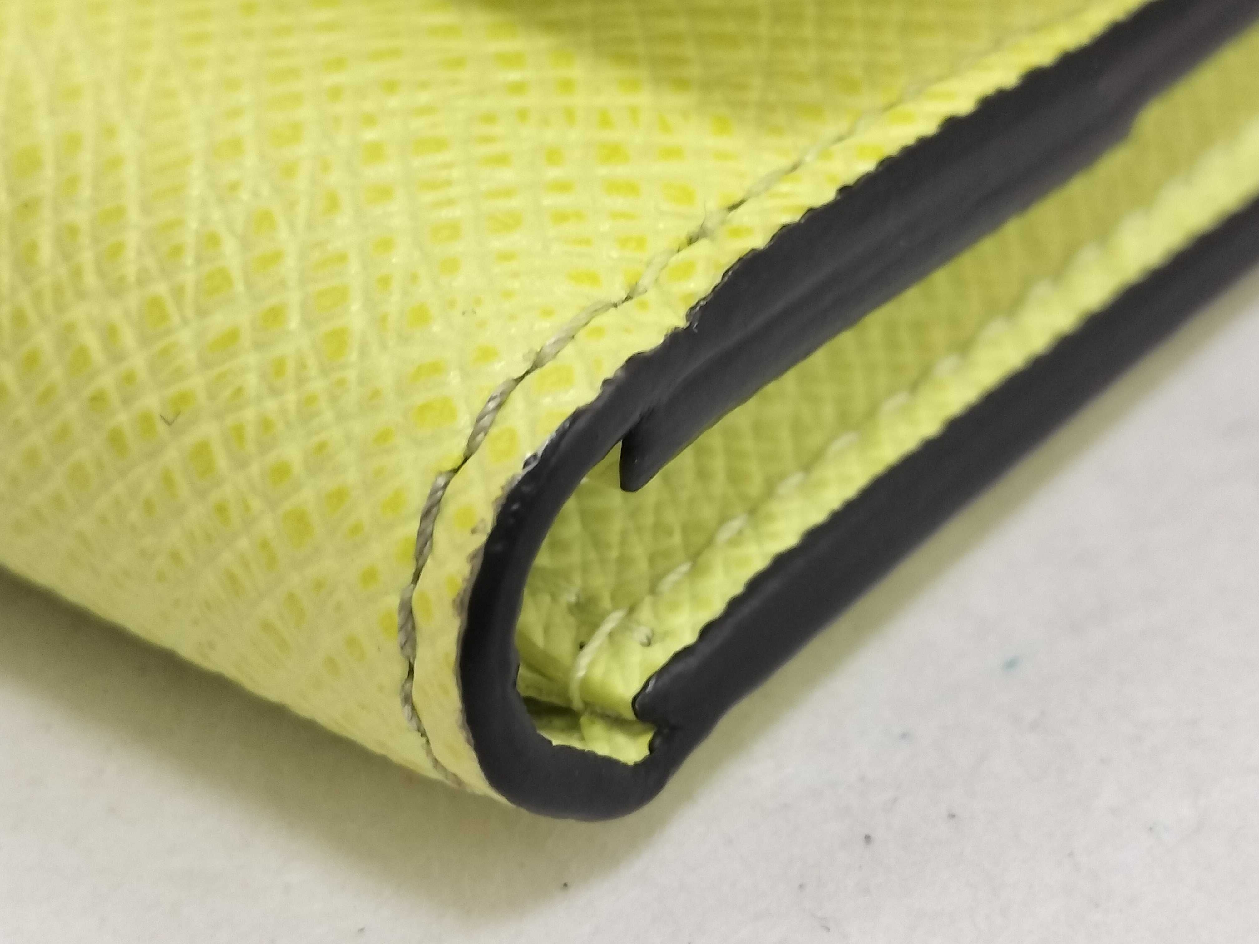 Taigarama Victor Wallet Tri-fold Wallet Yellow — view 4