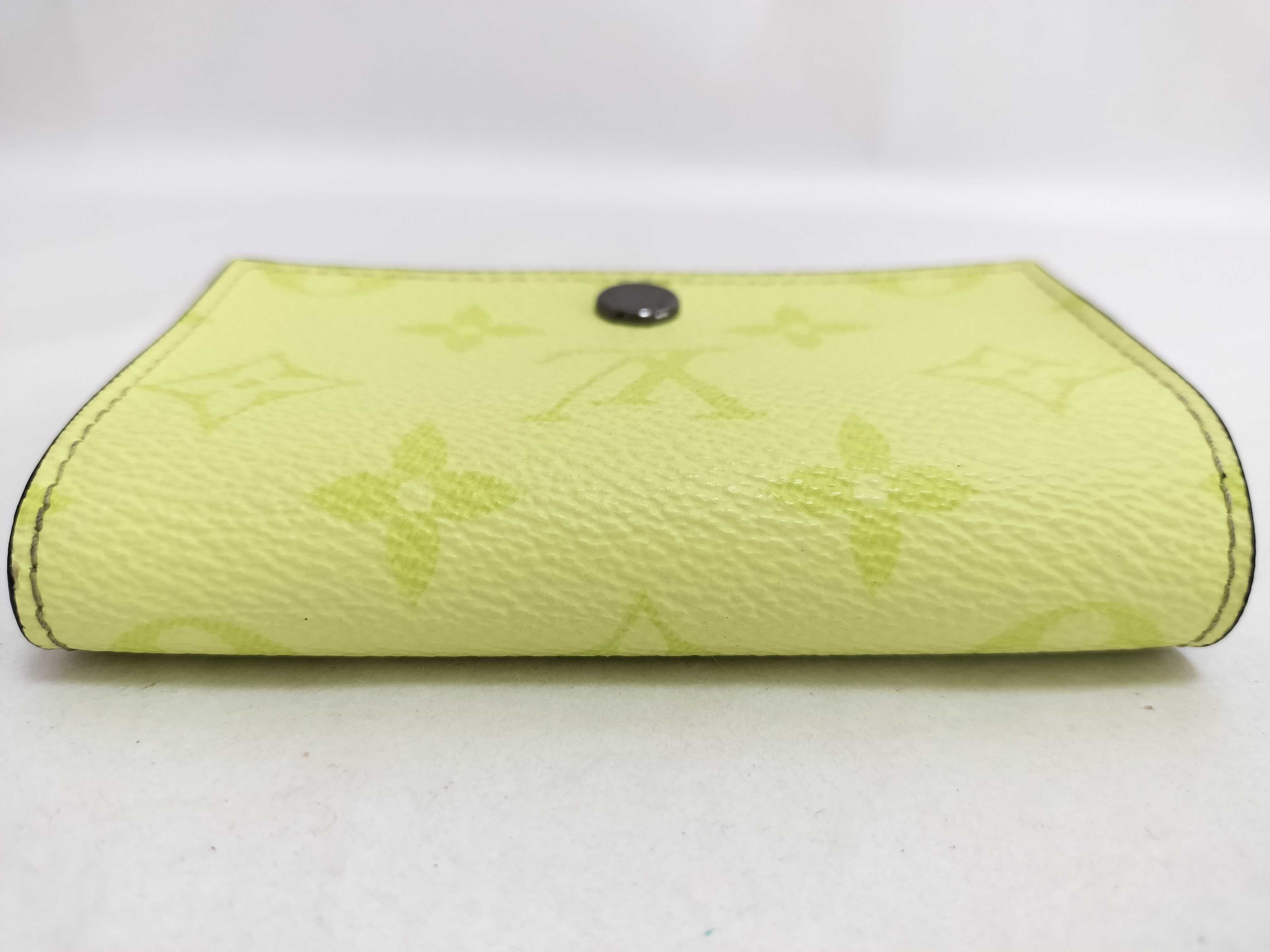 Taigarama Victor Wallet Tri-fold Wallet Yellow — view 6