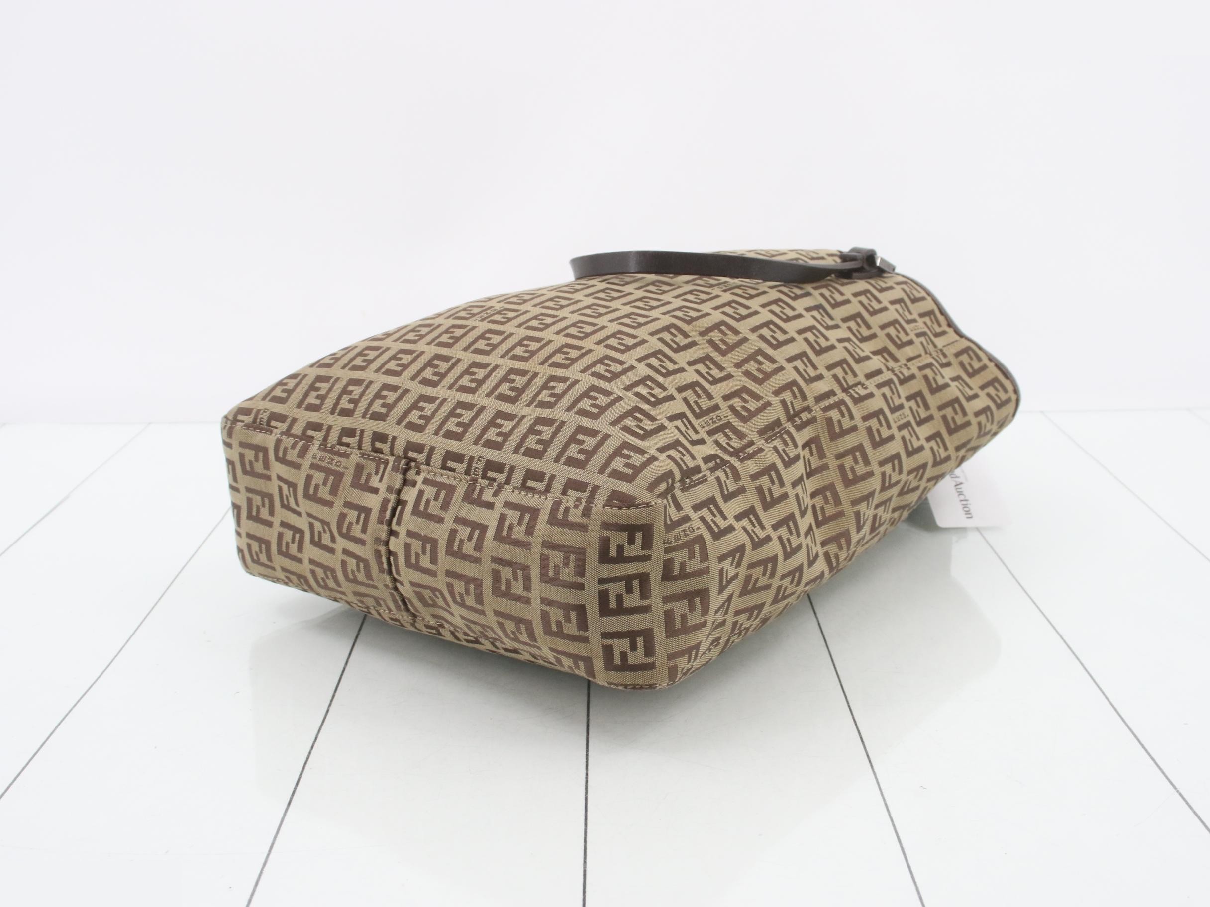 handbag — view 6