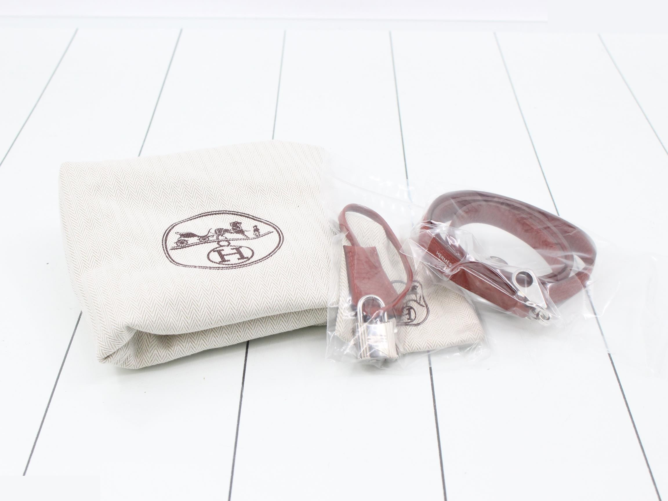 Kelly 28 Kelly Graphy Letter E 2-Way Handbag C Stamp — view 8