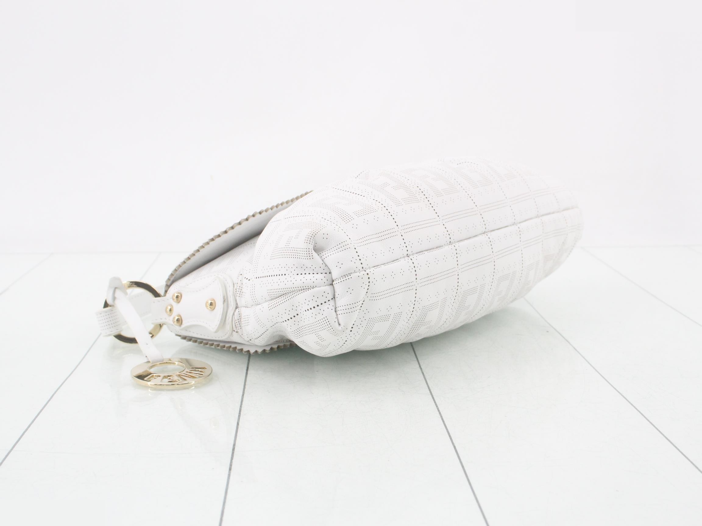 ZUCCA Hobo Chef Bag, Perforated Calfskin, White, 30 x 21 x 5 cm — view 5
