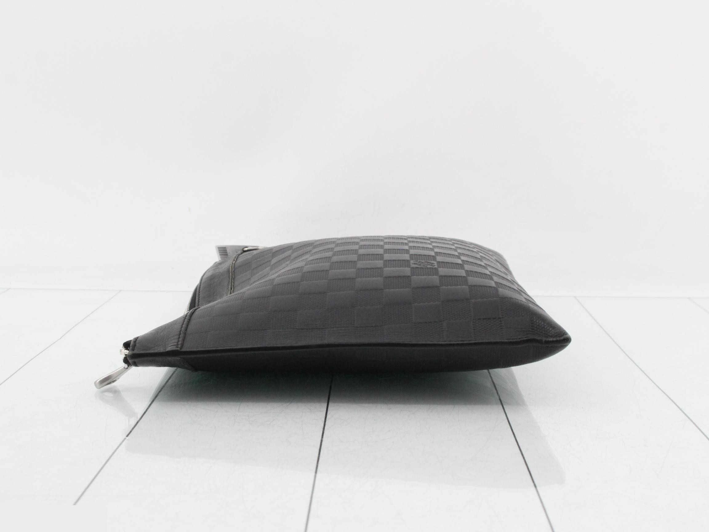 Pochette Discovery — view 4