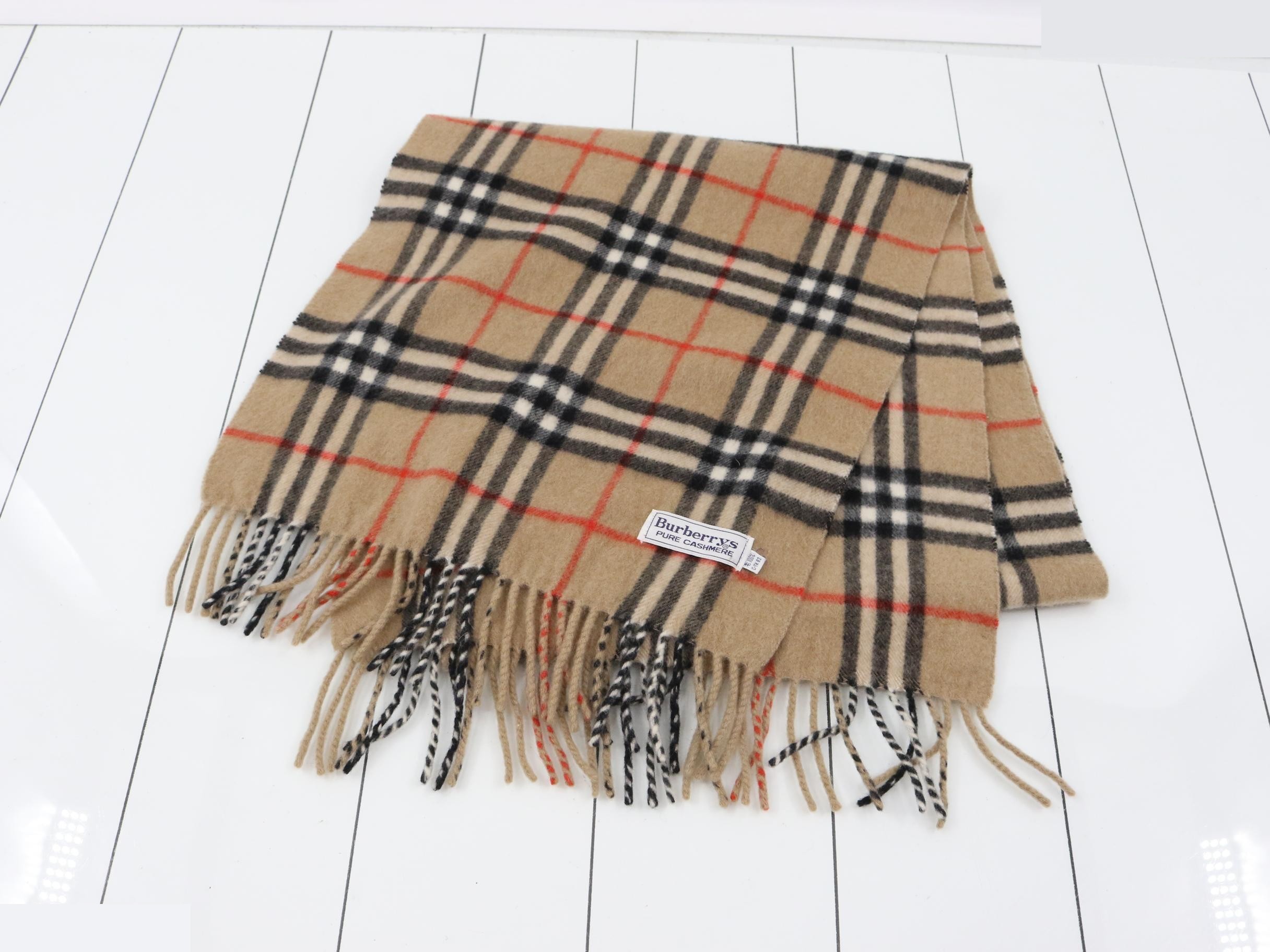 Other lines: Small items, accessories, and scarves — view 2
