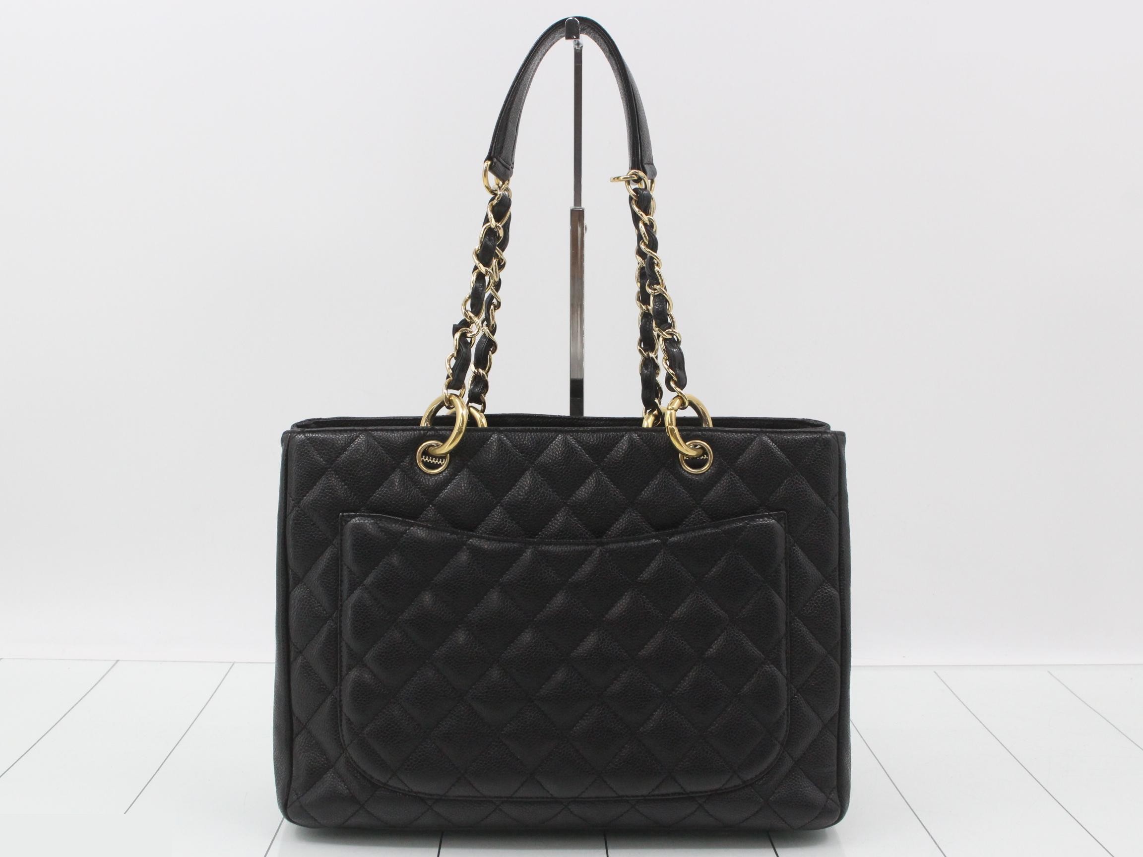 Caviar leather Matelassé GST chain shoulder bag, black hardware. — view 2