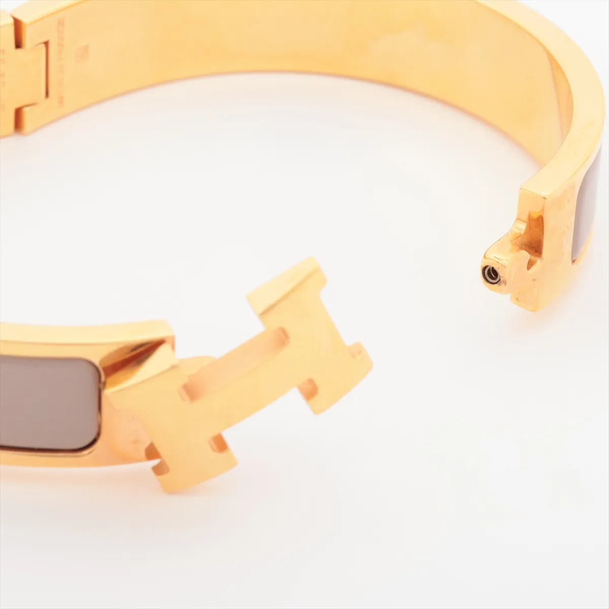 Click H Fan SP0233 Bangle GP Gold x Beige. Shows signs of wear, — view 5