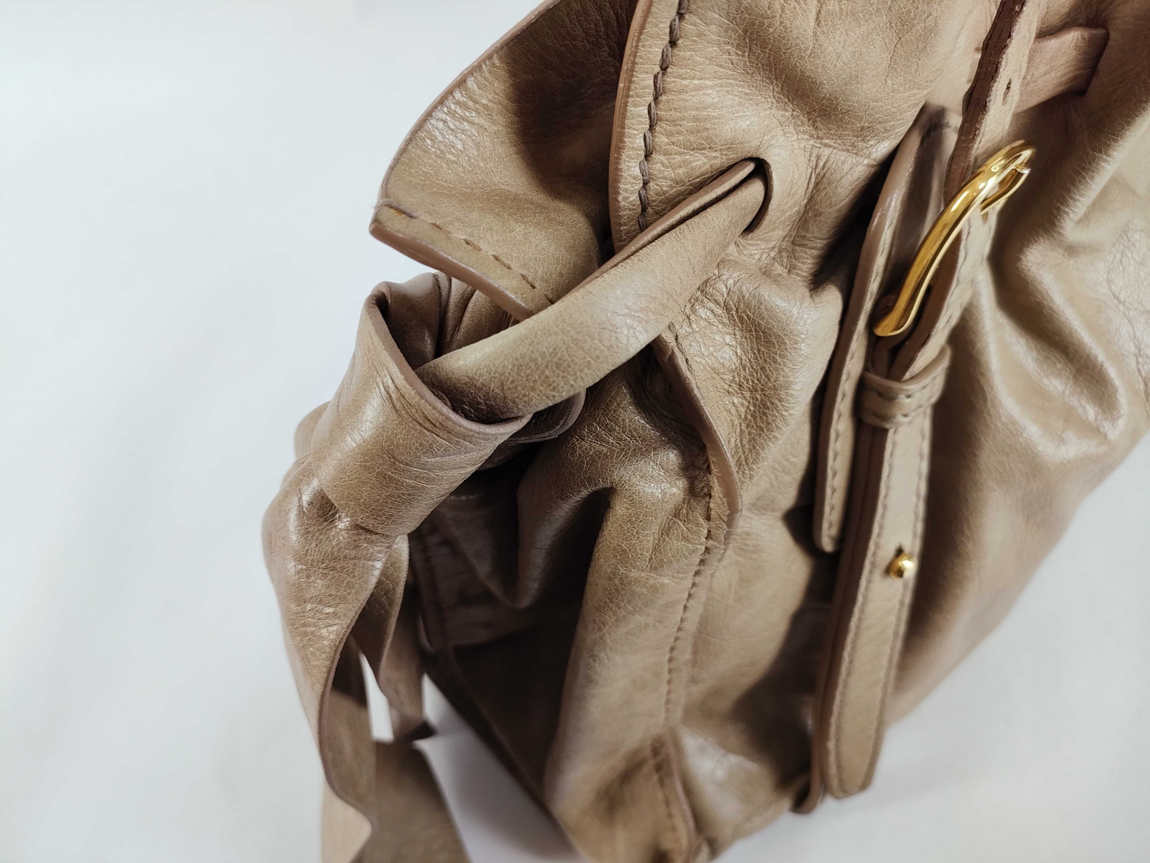 tote bag, leather, beige tote bag — view 8