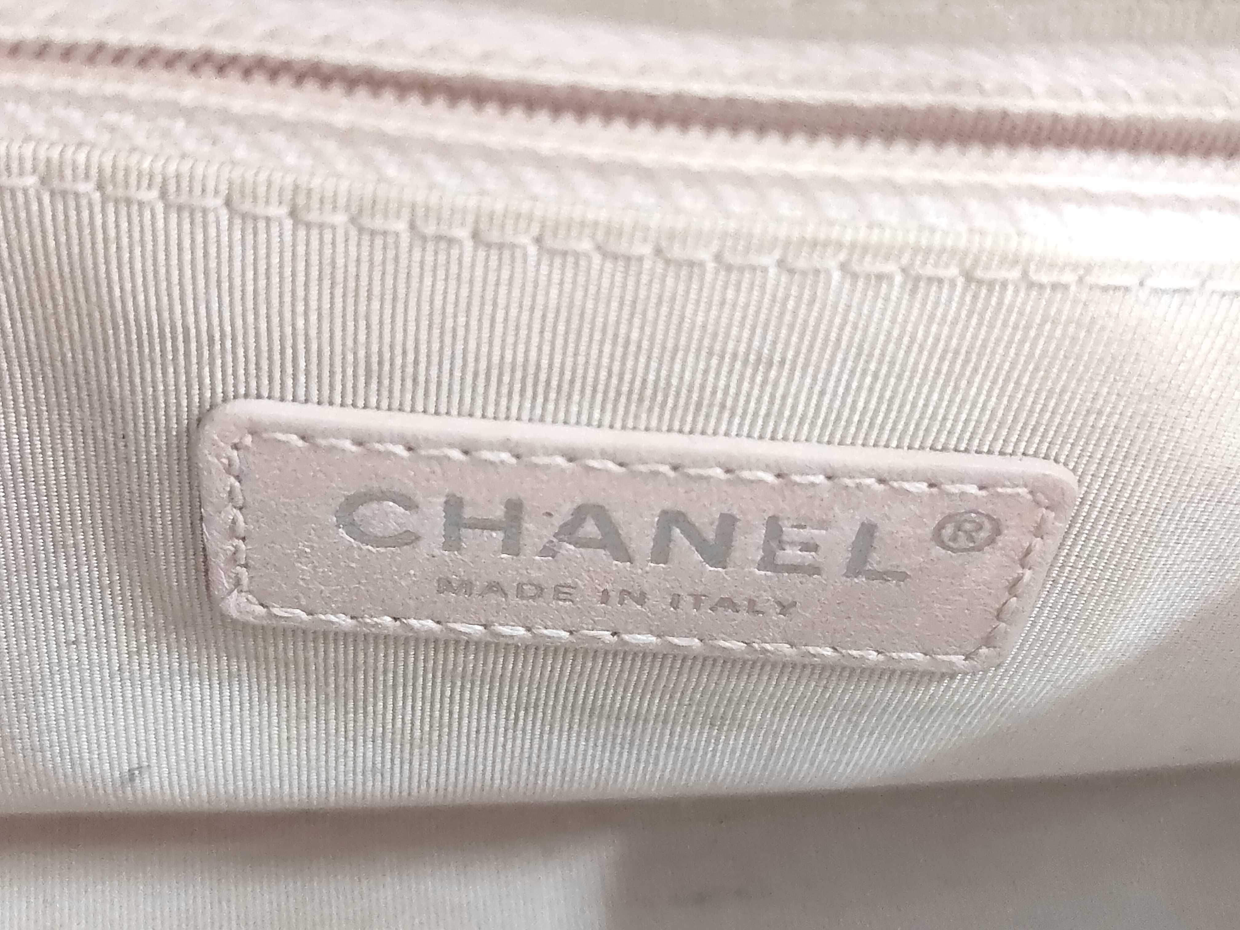 Gabrielle de Chanel Small Hobo Chain Shoulder Bag — view 9