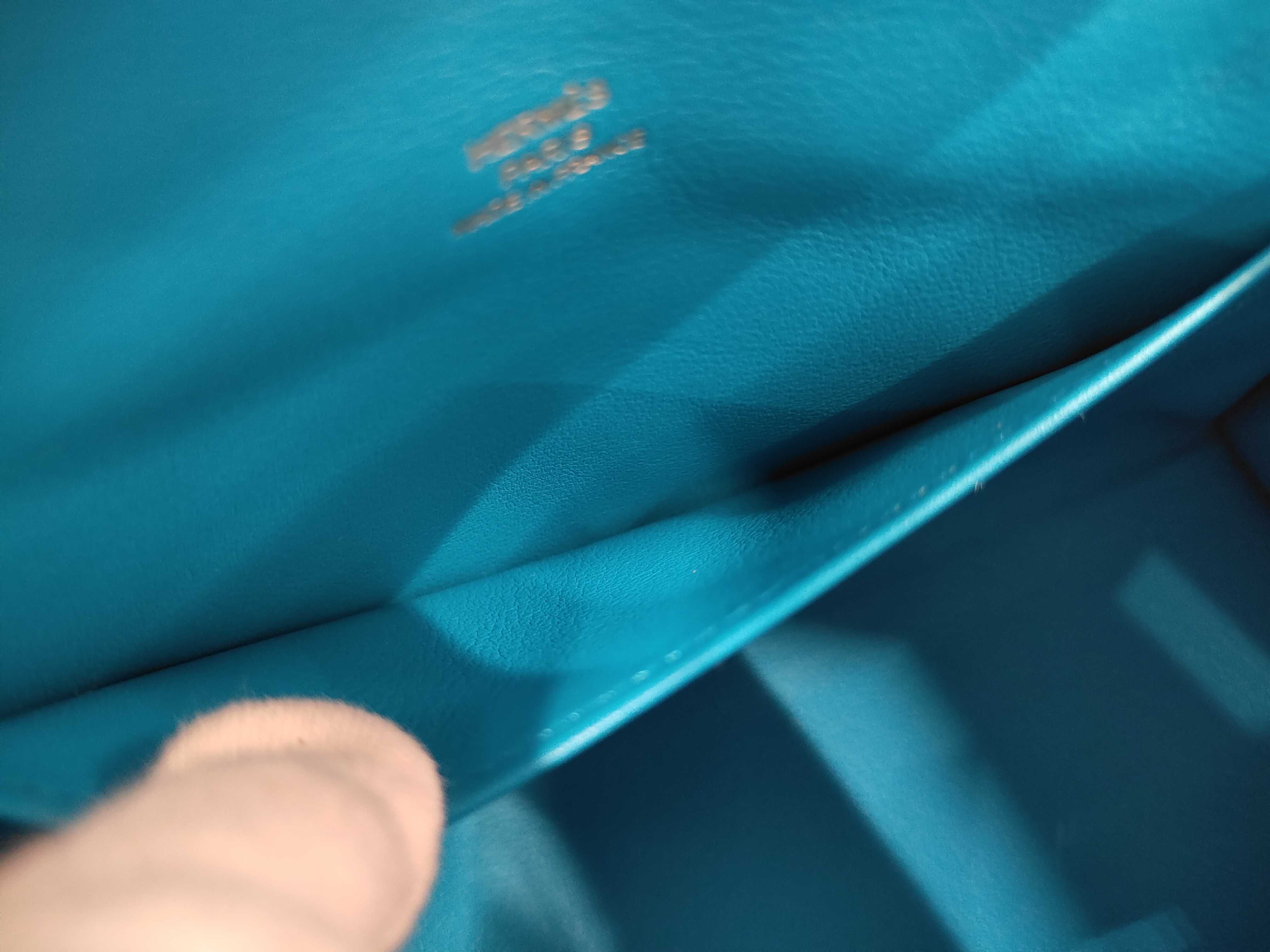Pochette Kelly bag, blue with gold hardware, Y stamp. — view 14