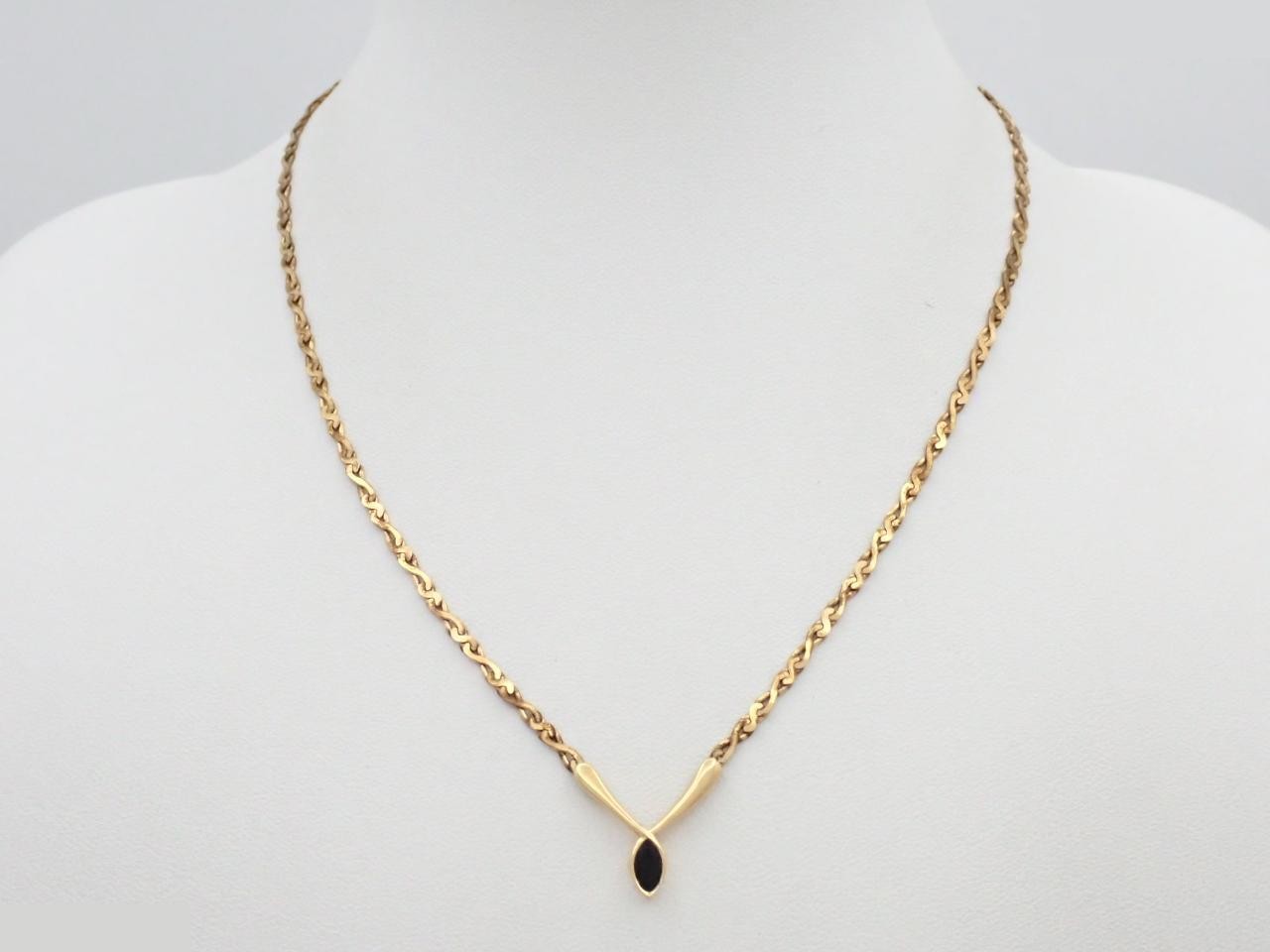 Other line: Precious metal necklaces and pendants, neck circumference approximately 42 cm. — view 3
