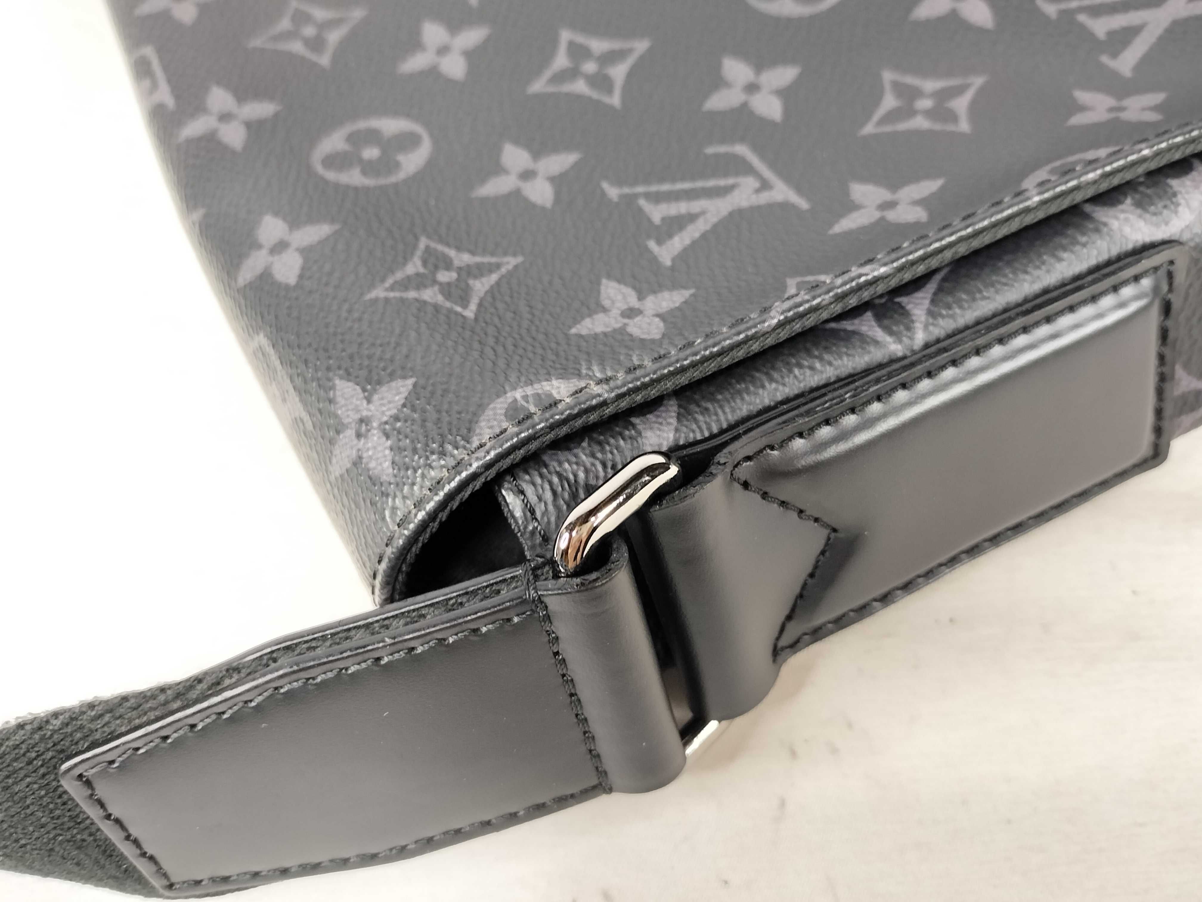 District Shoulder Bag — view 5