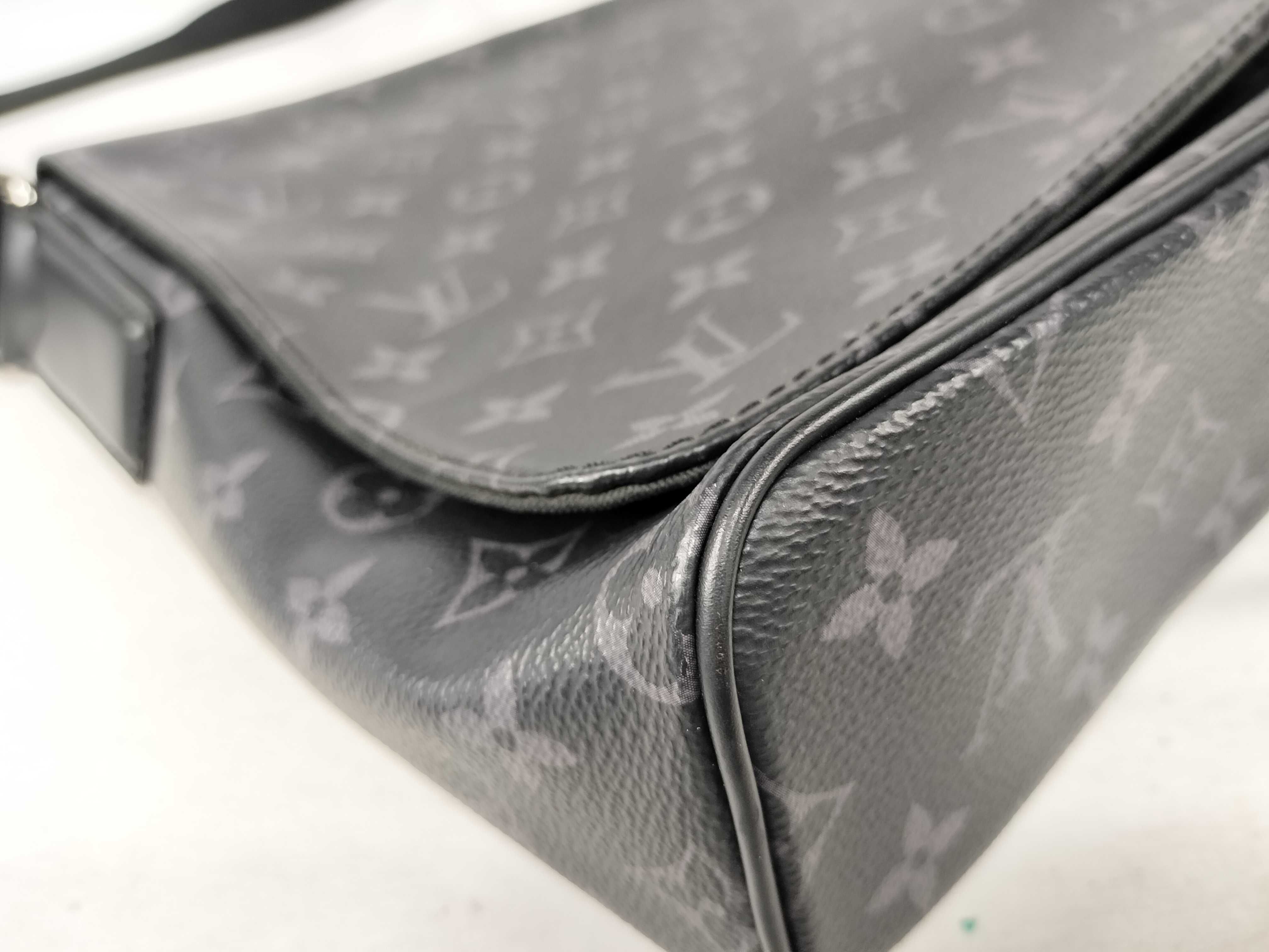 District Shoulder Bag — view 6