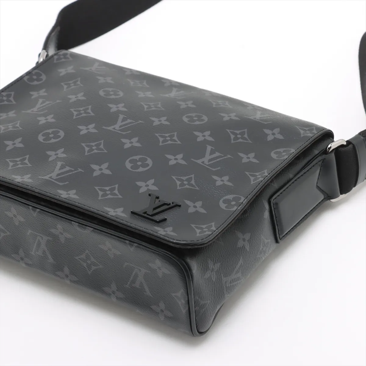 Monogram Eclipse District PM M45272 CA3198 Black — view 3