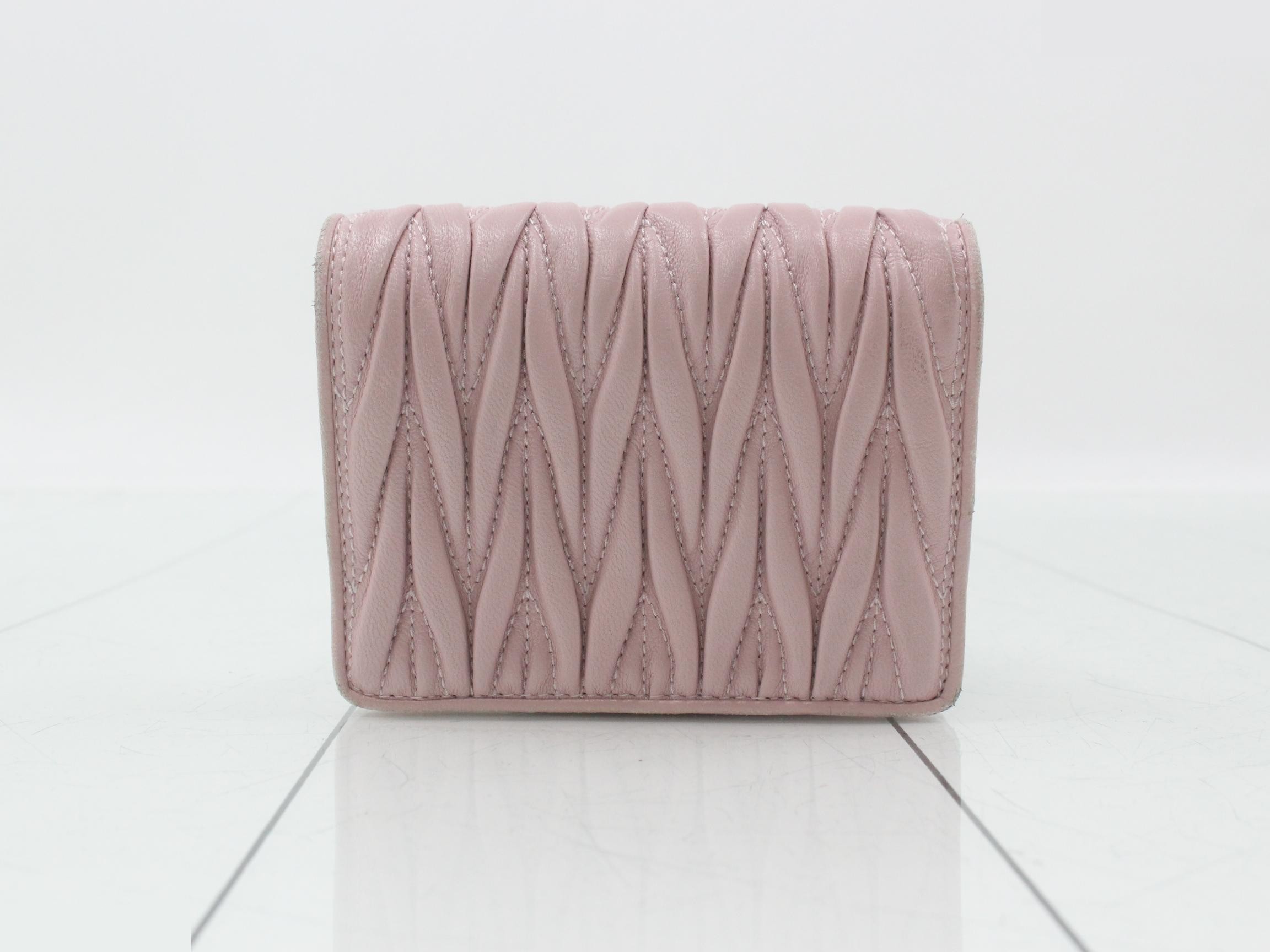 Matelassé Pink Bi-fold Compact Wallet — view 2