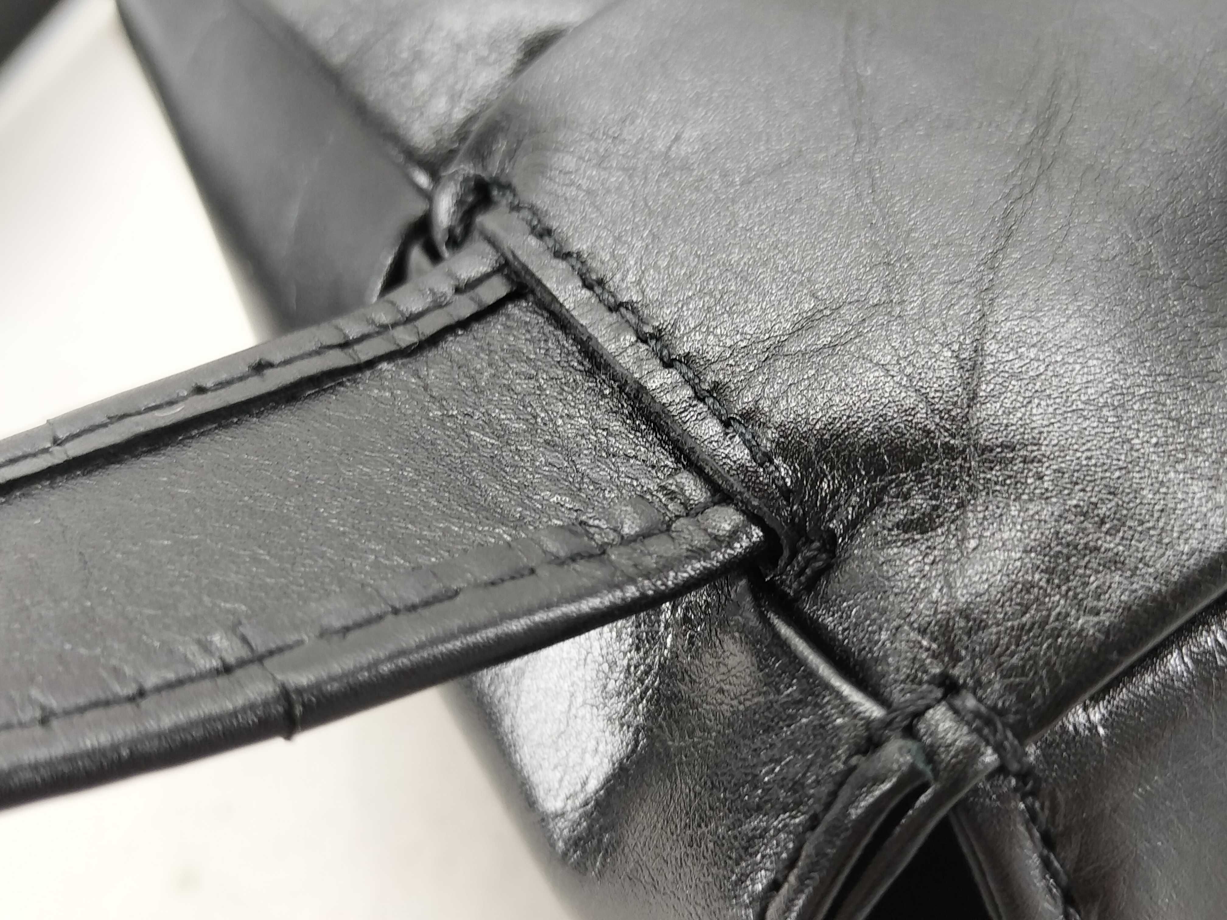 Intrecciato Maxi Intrecciato Leather Body Bag Black Waist Bag — view 5
