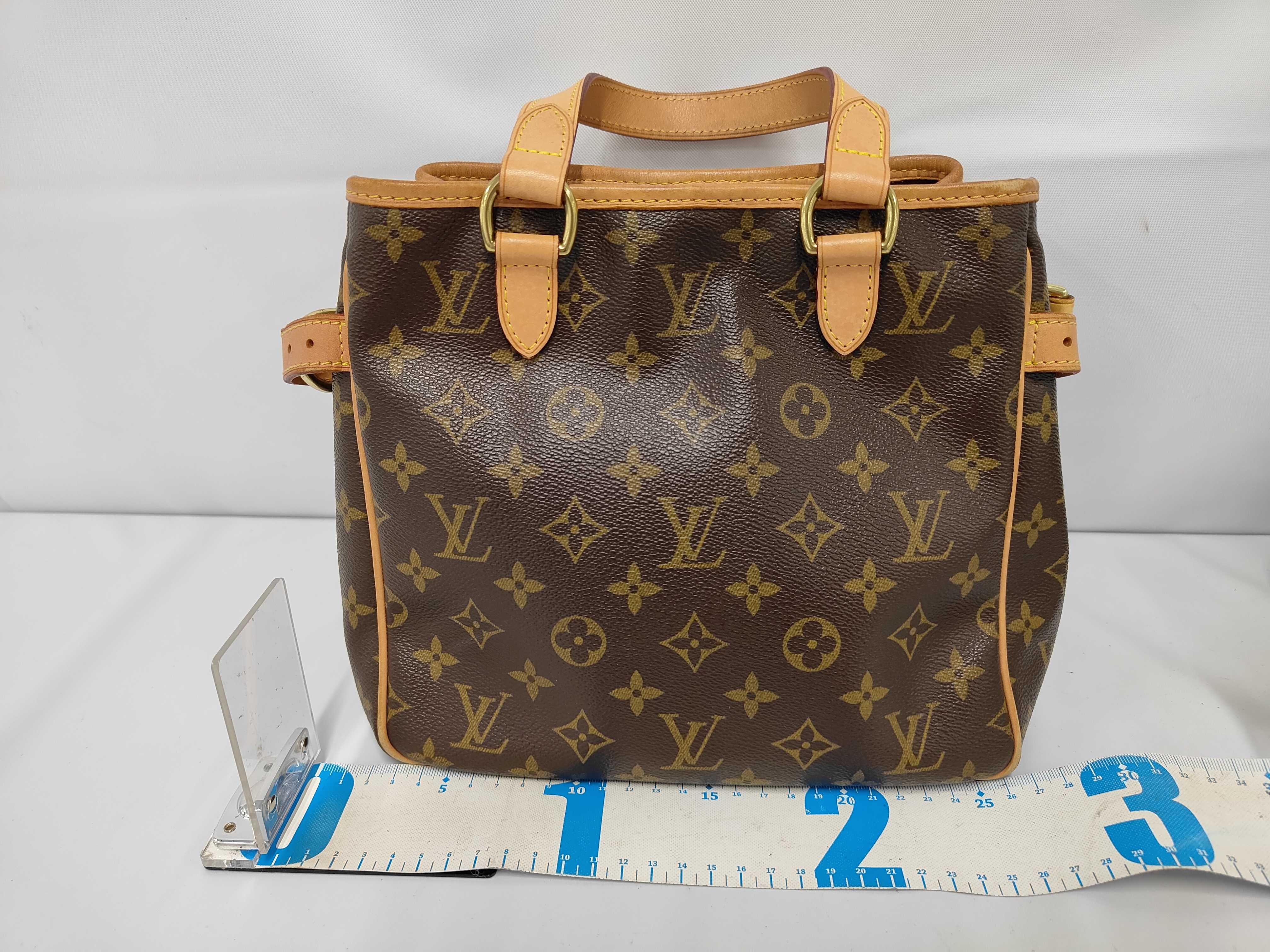 LV Monogram Batignolles M51156 VI0016 Bag — view 2